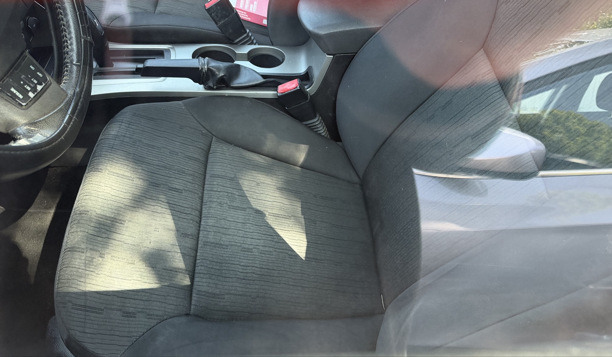 2011 ford focus se-sedan for sale near elk-river, minnesota 106223_22_driver_seat.jpg