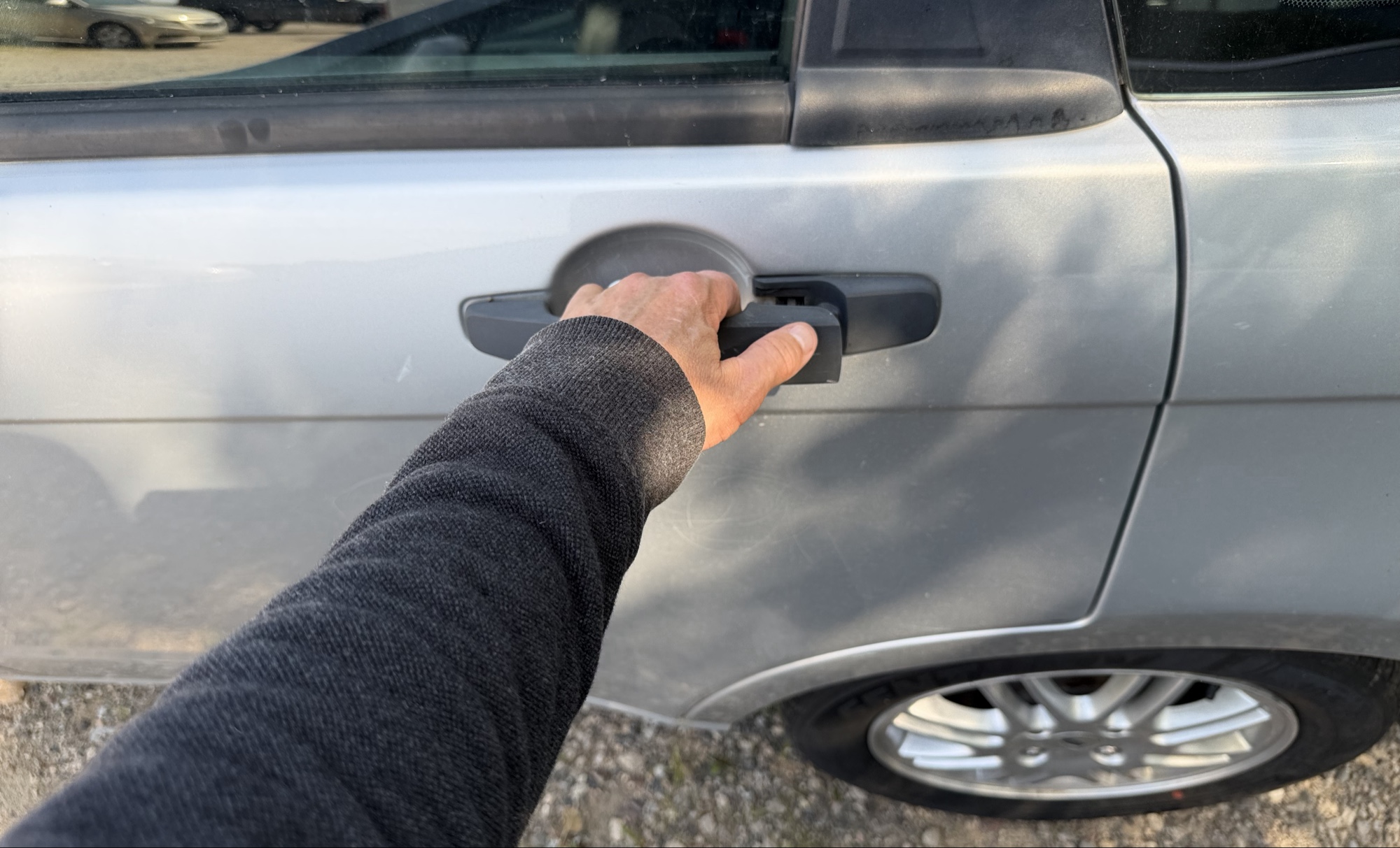 2011 ford focus se-sedan for sale near elk-river, minnesota 106223_25_drv_rear_door_panel.jpg