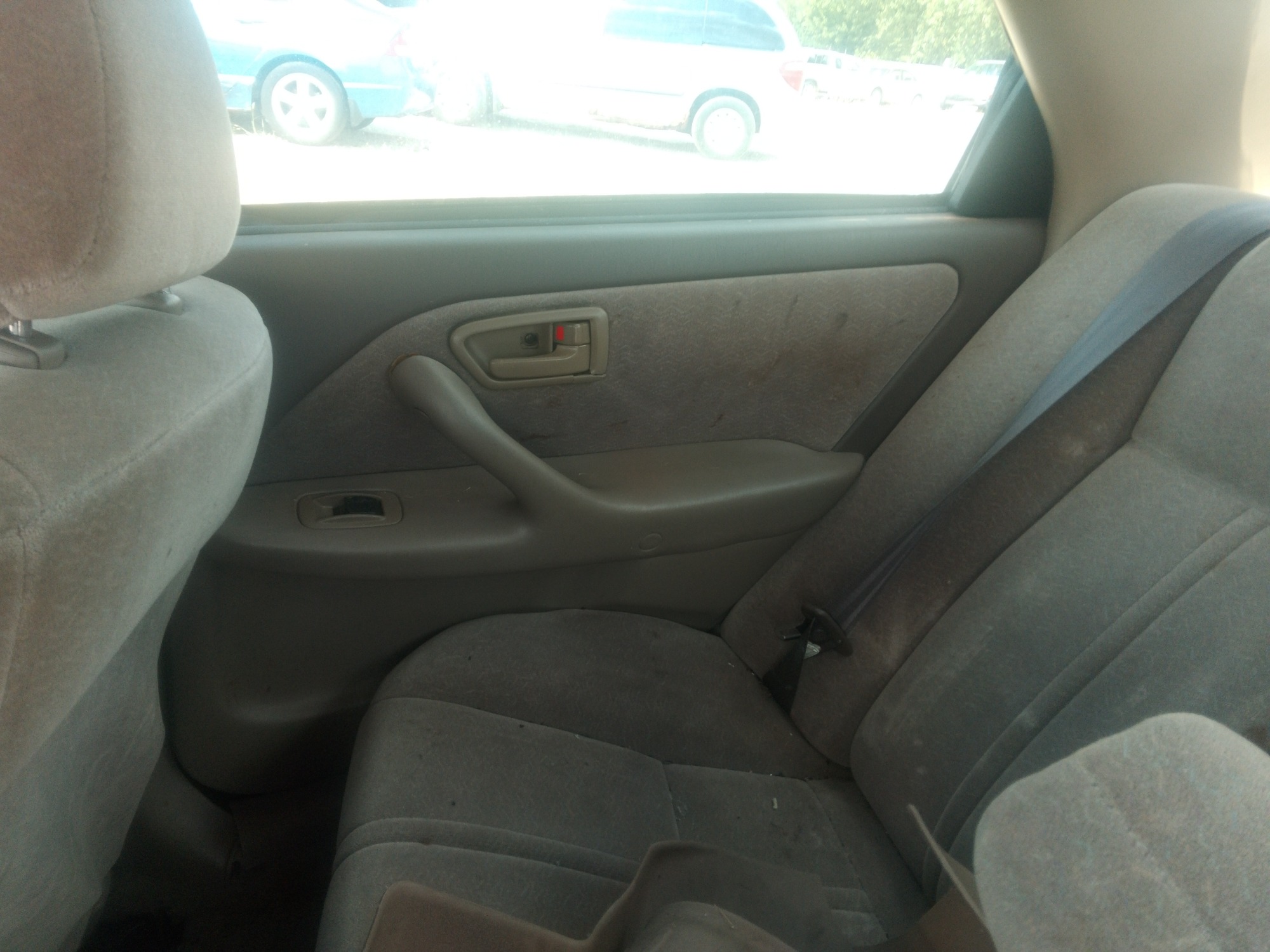 1998 toyota camry ce with 167444 miles for sale near elk-river, minnesota 106270_30_pass_rear_door_panel.jpg
