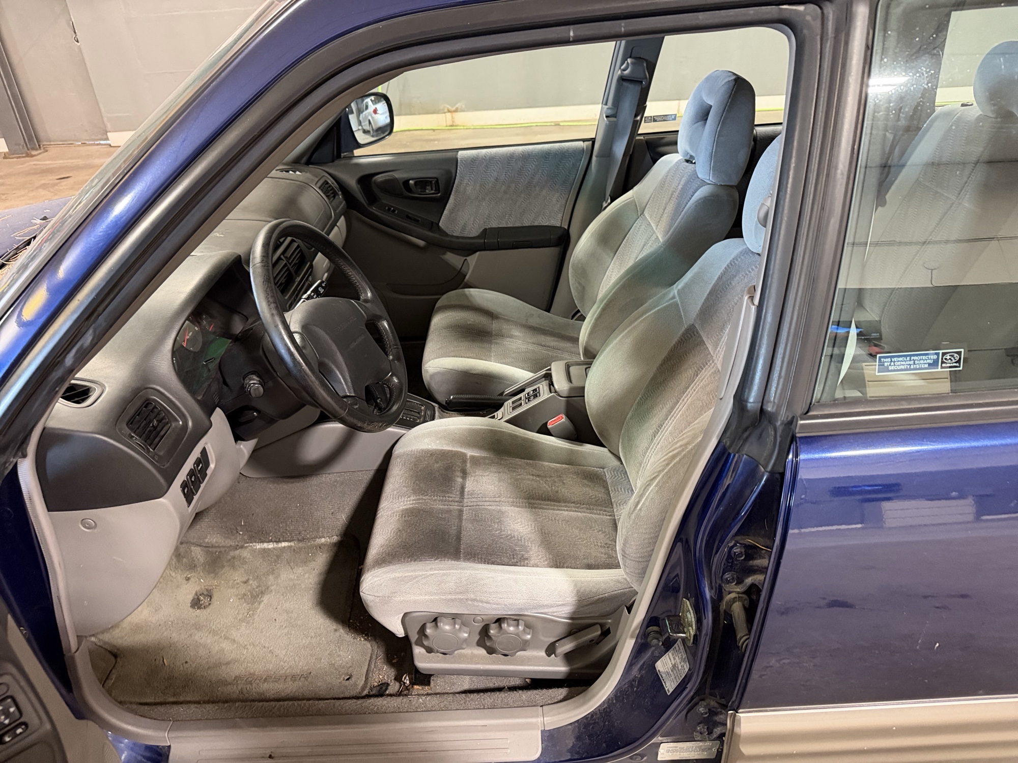 2002 subaru forester s with 147178 miles for sale near elk-river, minnesota 106294_22_driver_seat.jpg