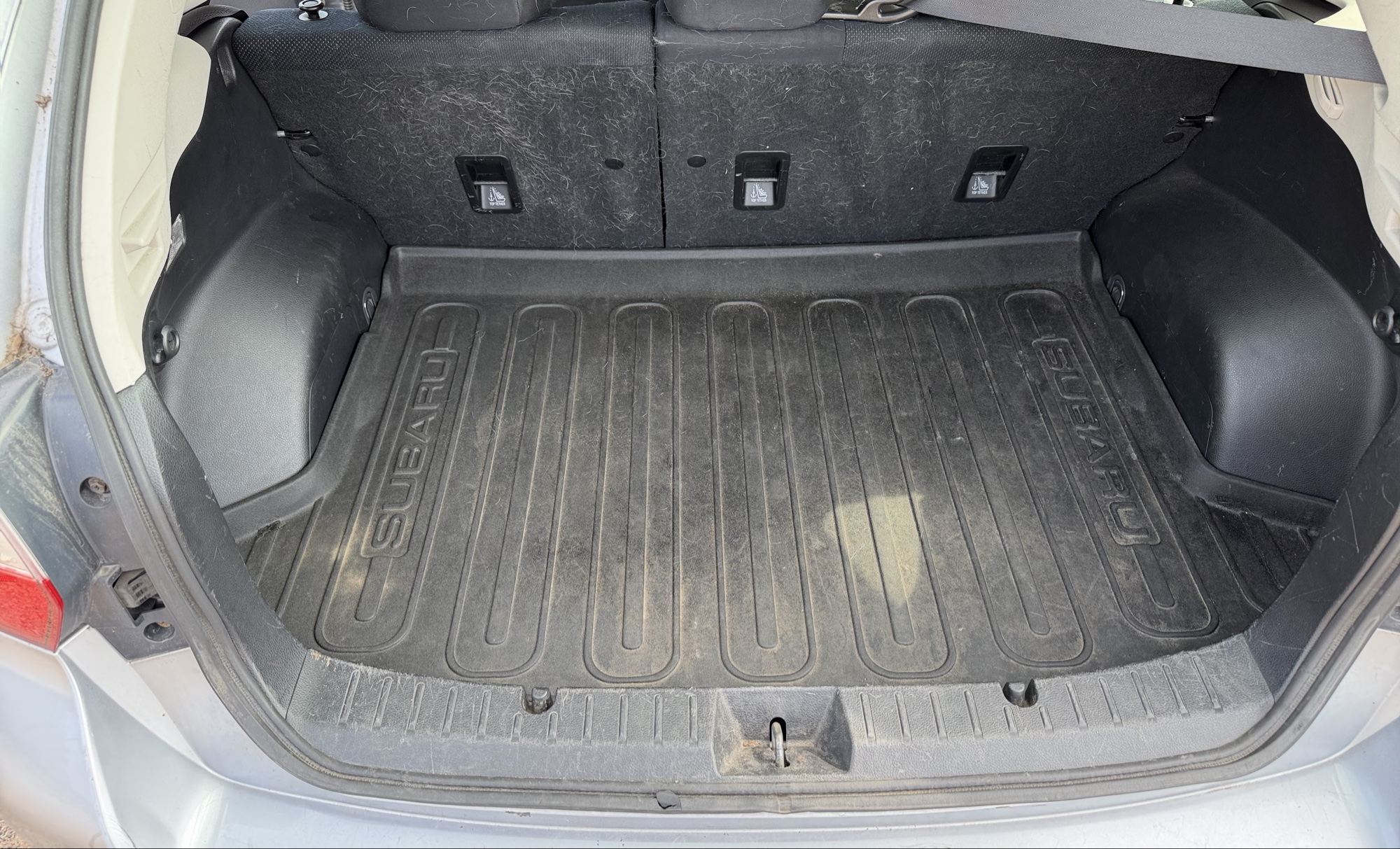 2013 subaru impreza base-5-door with 166153 miles for sale near elk-river, minnesota 106296_26_trunk.jpg