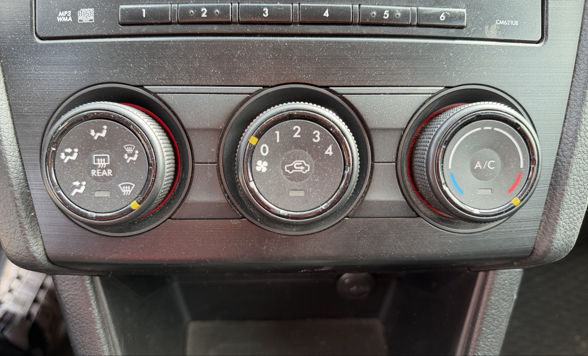 2013 subaru impreza base-5-door with 166153 miles for sale near elk-river, minnesota 106296_40_climate_control.jpg