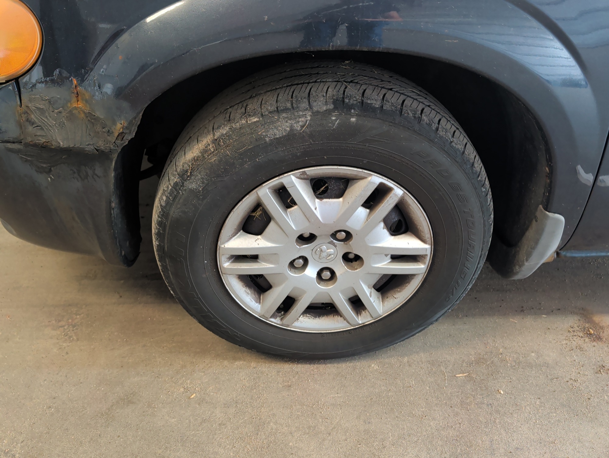 2007 dodge grand-caravan se with 257664 miles for sale near elk-river, minnesota 106297_12_drv_front_wheel.jpg