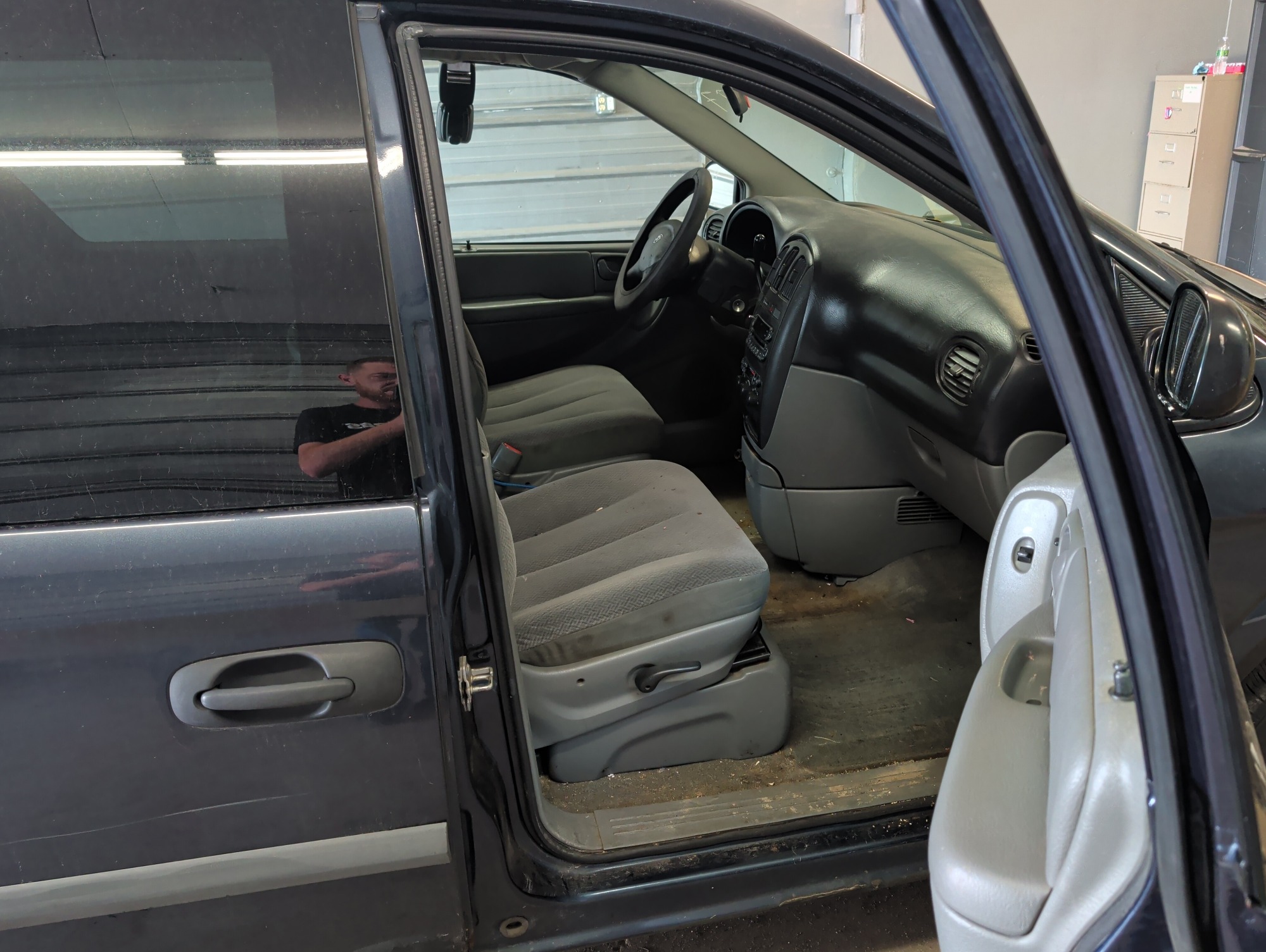2007 dodge grand-caravan se with 257664 miles for sale near elk-river, minnesota 106297_31_passenger_seat.jpg