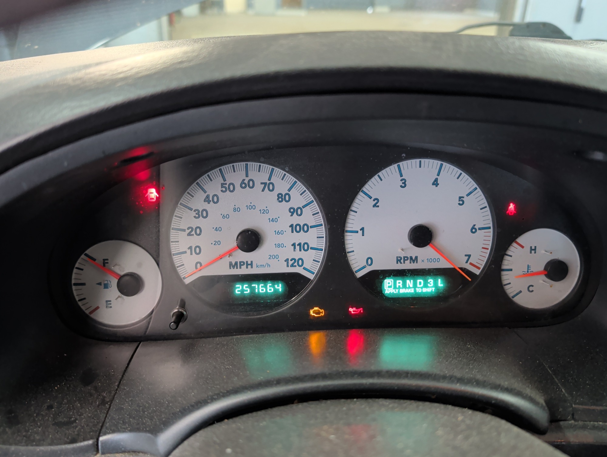 2007 dodge grand-caravan se with 257664 miles for sale near elk-river, minnesota 106297_43_gauge_cluster.jpg