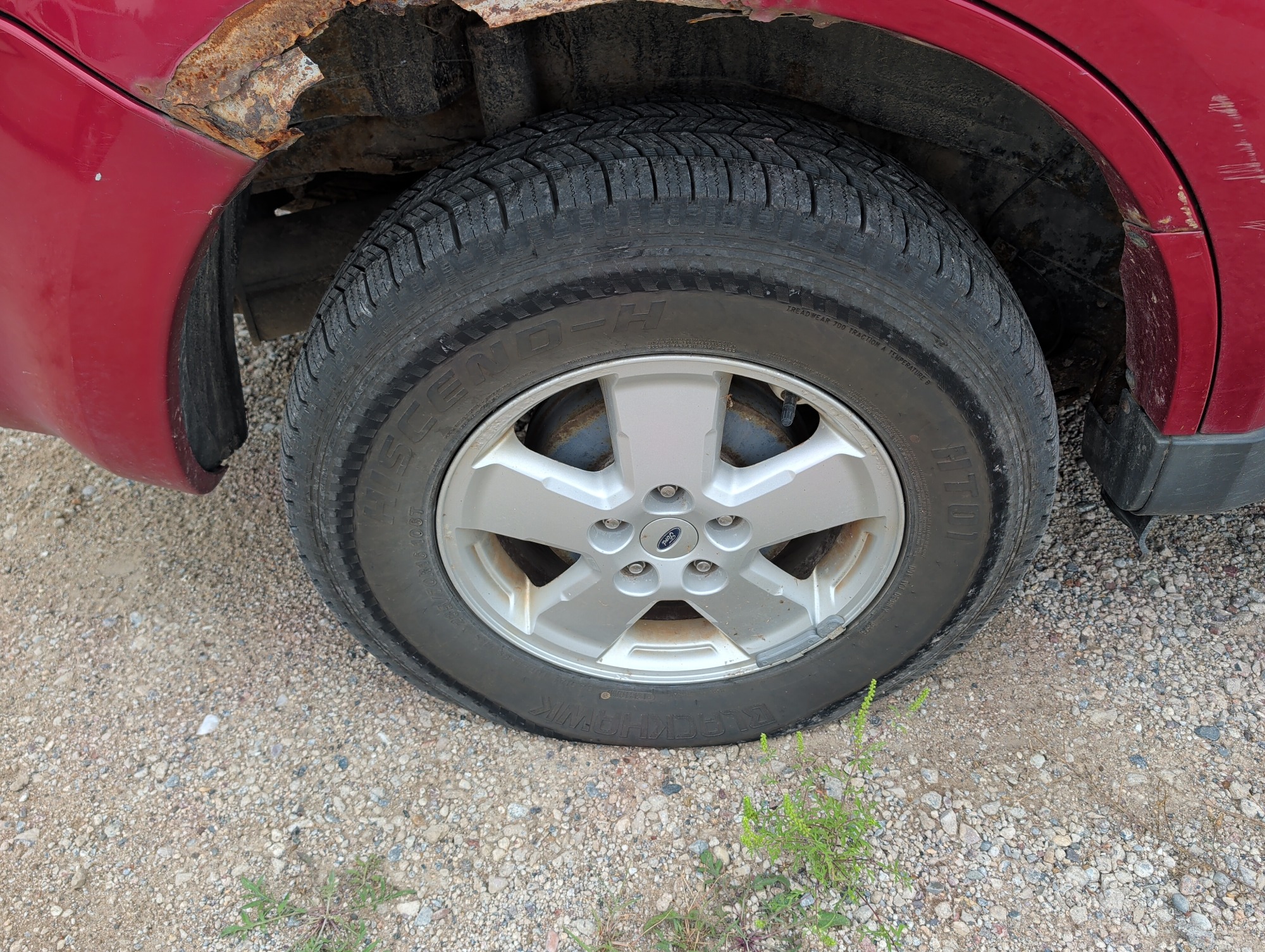 2011 ford escape xlt-fwd with 245967 miles for sale near elk-river, minnesota 106304_14_rear_pass_wheel.jpg