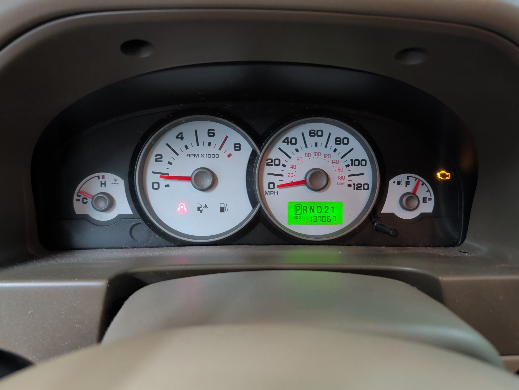2005 ford escape xlt-4wd with 137067 miles for sale near elk-river, minnesota 106306_43_gauge_cluster.jpg