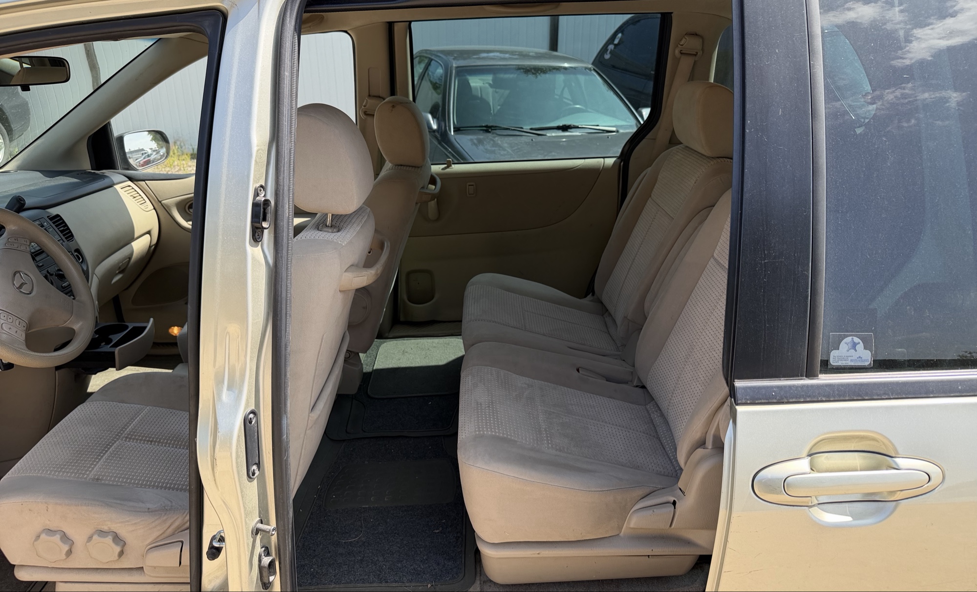 2004 mazda mpv lx with 94040 miles for sale near elk-river, minnesota 106309_24_drv_rear_seat.jpg