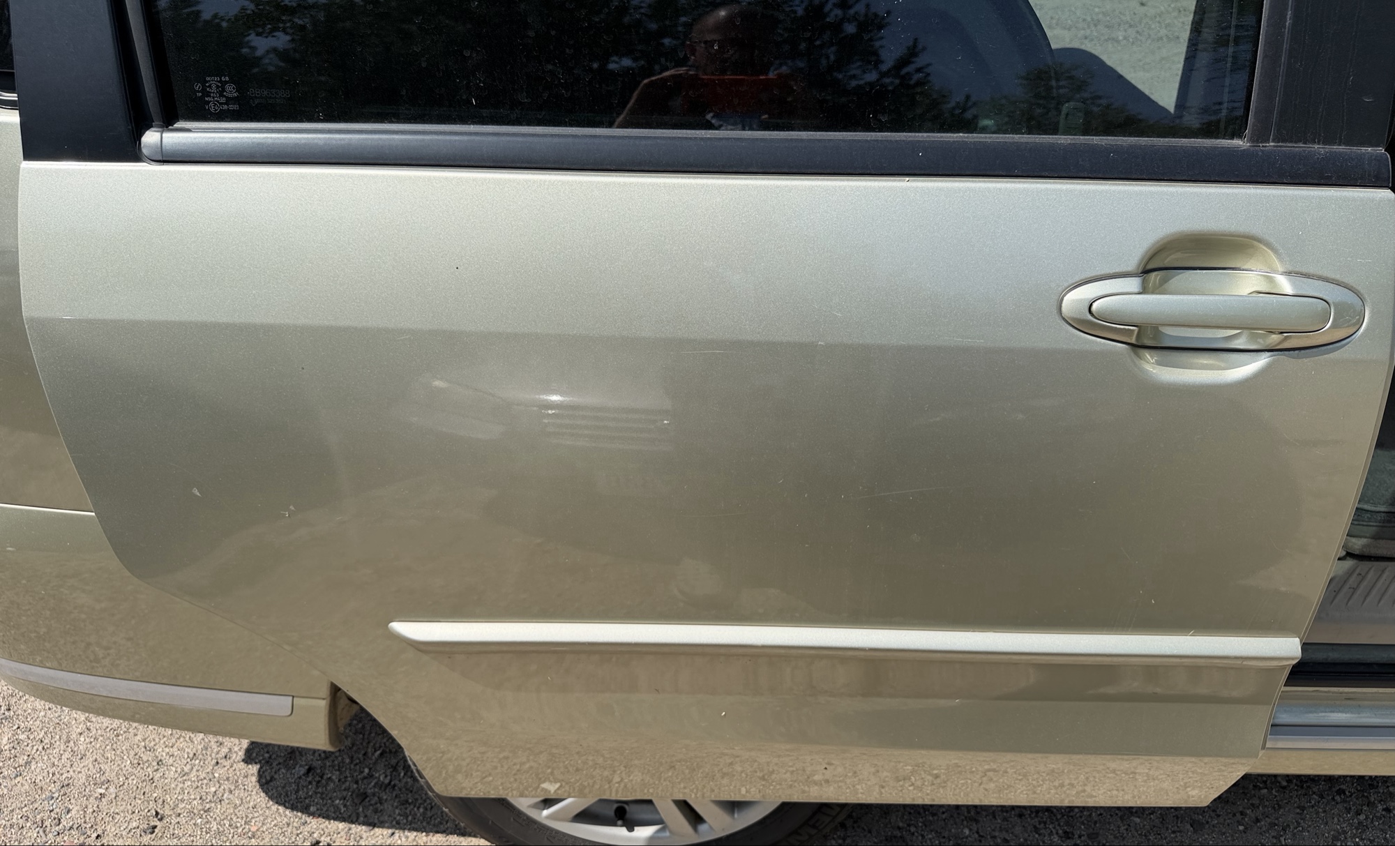2004 mazda mpv lx with 94040 miles for sale near elk-river, minnesota 106309_30_pass_rear_door_panel.jpg