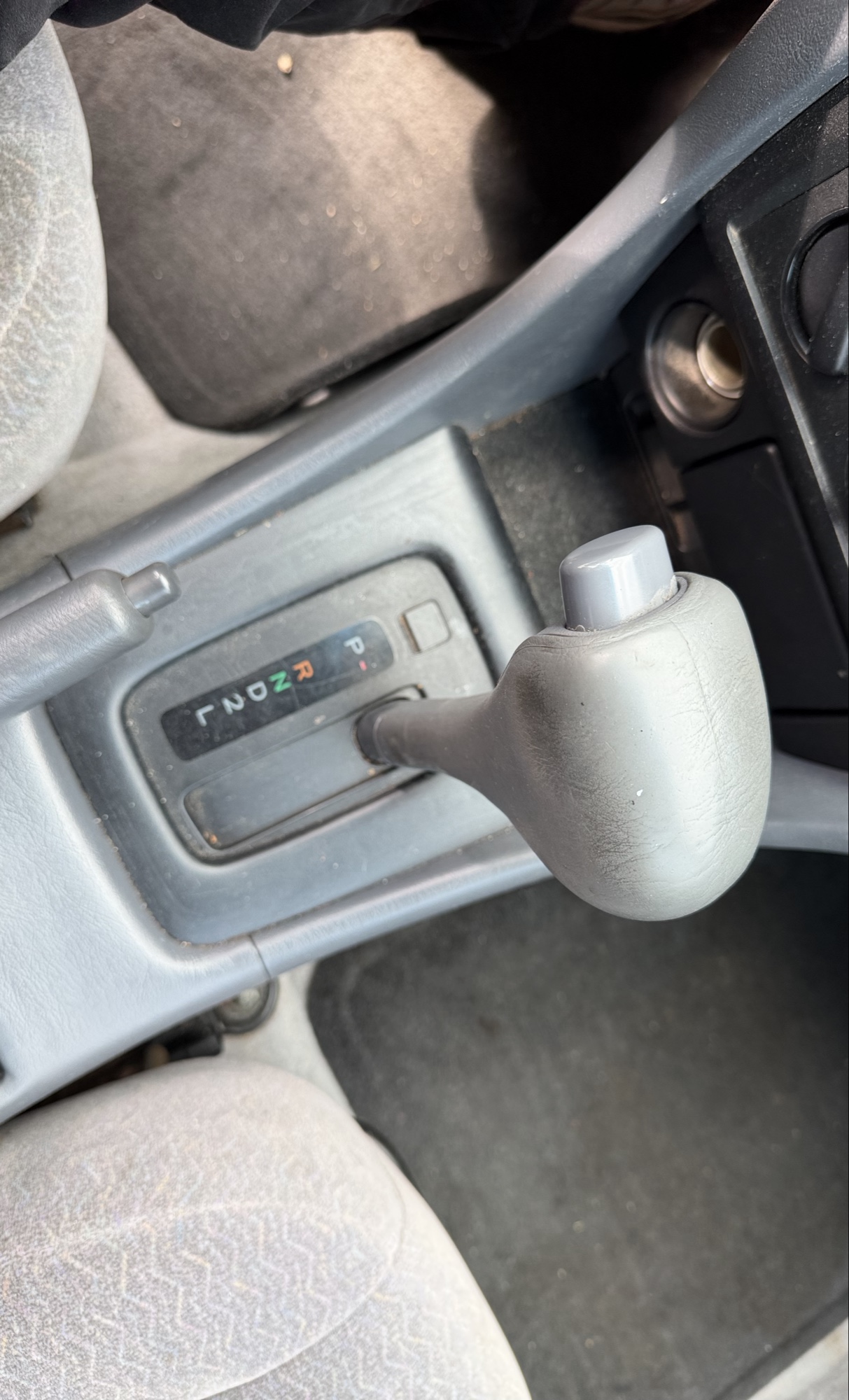 1999 toyota camry ce with 87445 miles for sale near elk-river, minnesota 106311_41_shifter.jpg