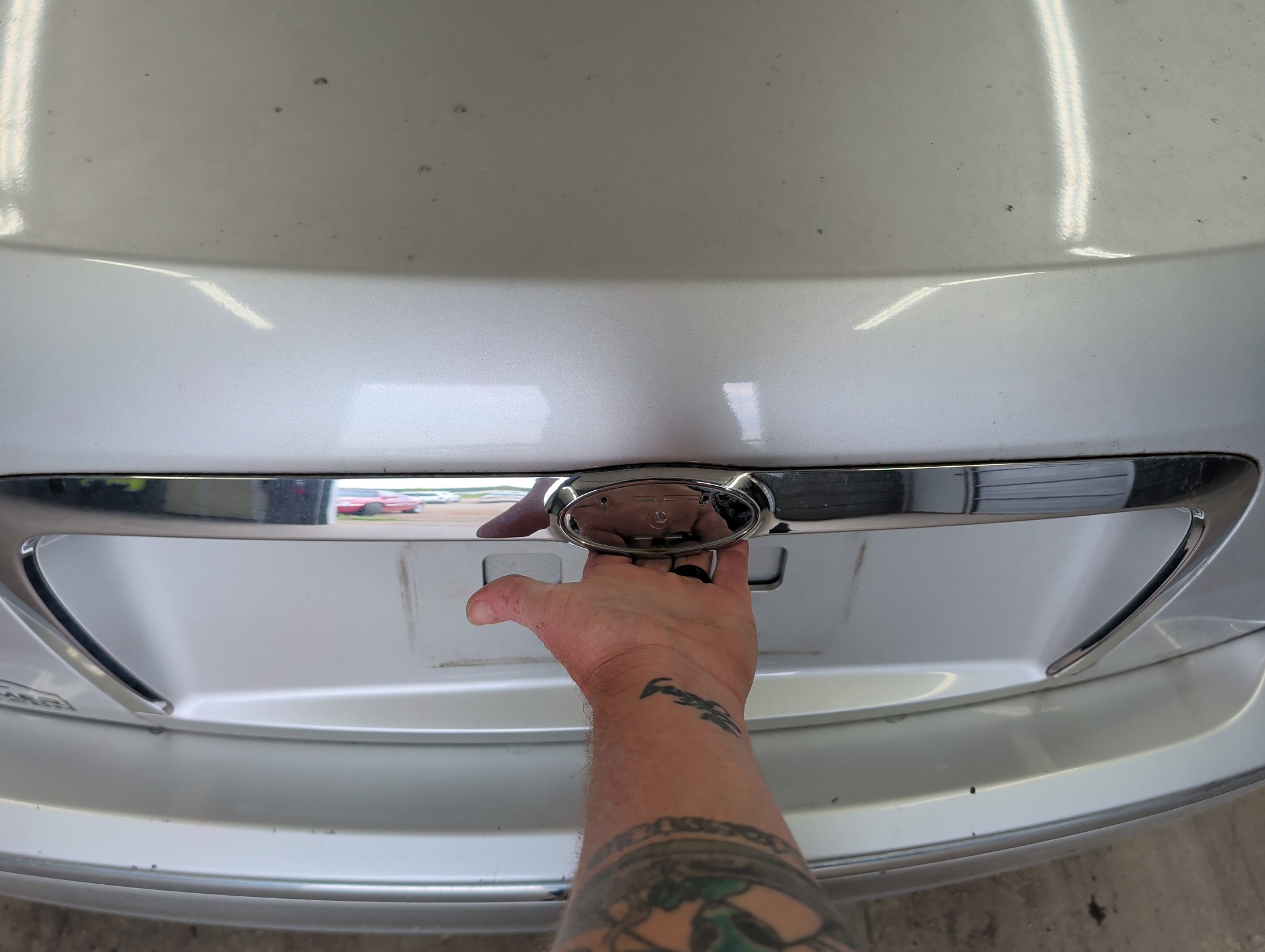 2008 kia amanti with 189860 miles for sale near elk-river, minnesota 106314_27_spare_tire.jpg