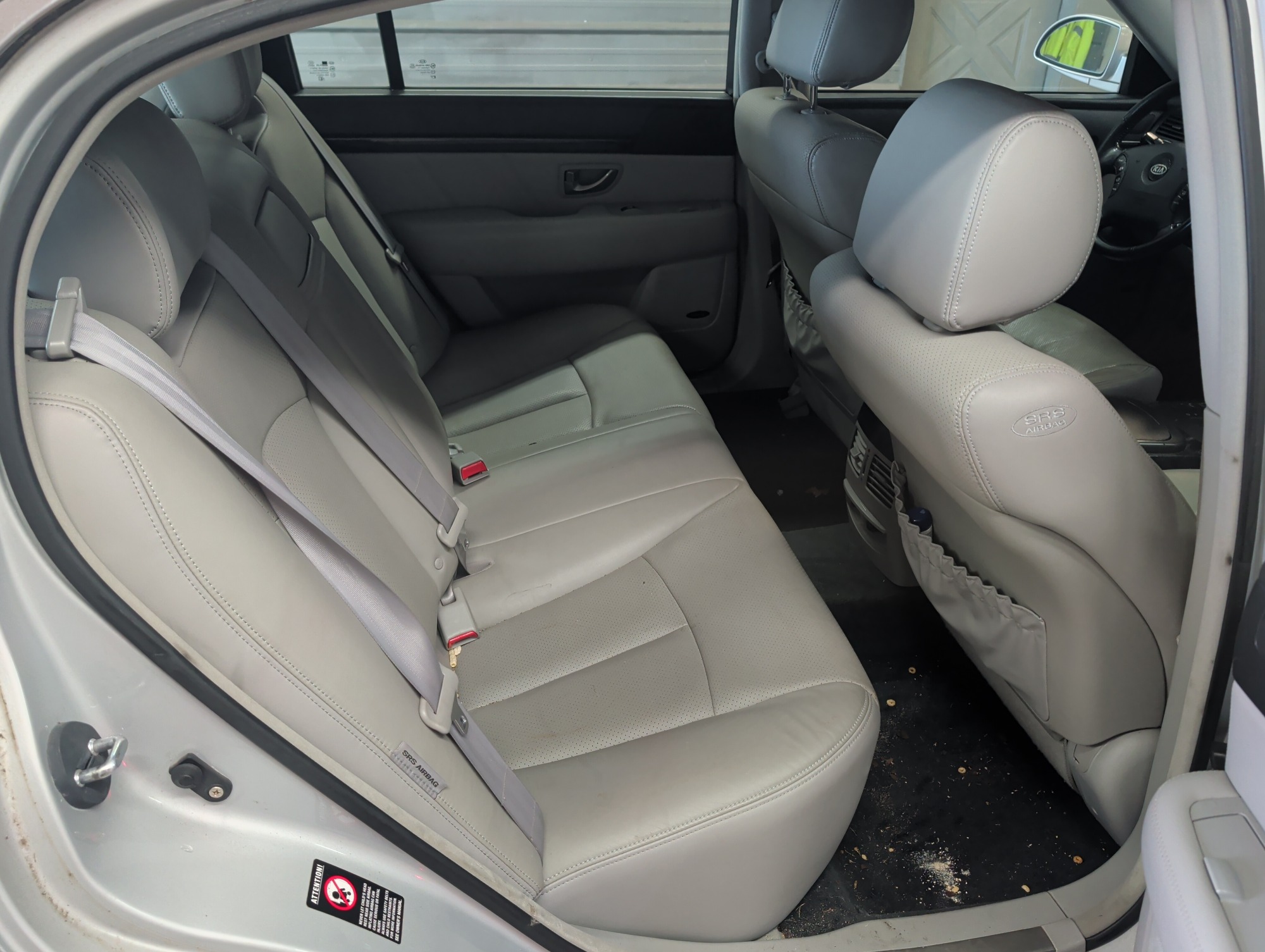 2008 kia amanti with 189860 miles for sale near elk-river, minnesota 106314_28_pass_rear_seat.jpg