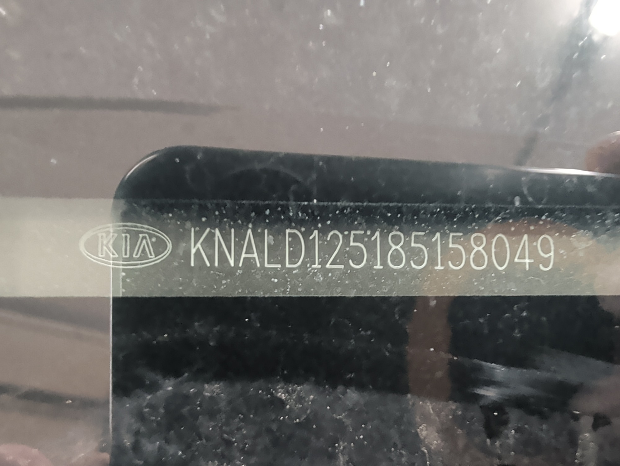 2008 kia amanti with 189860 miles for sale near elk-river, minnesota 106314_48_windshield_vin_plate.jpg