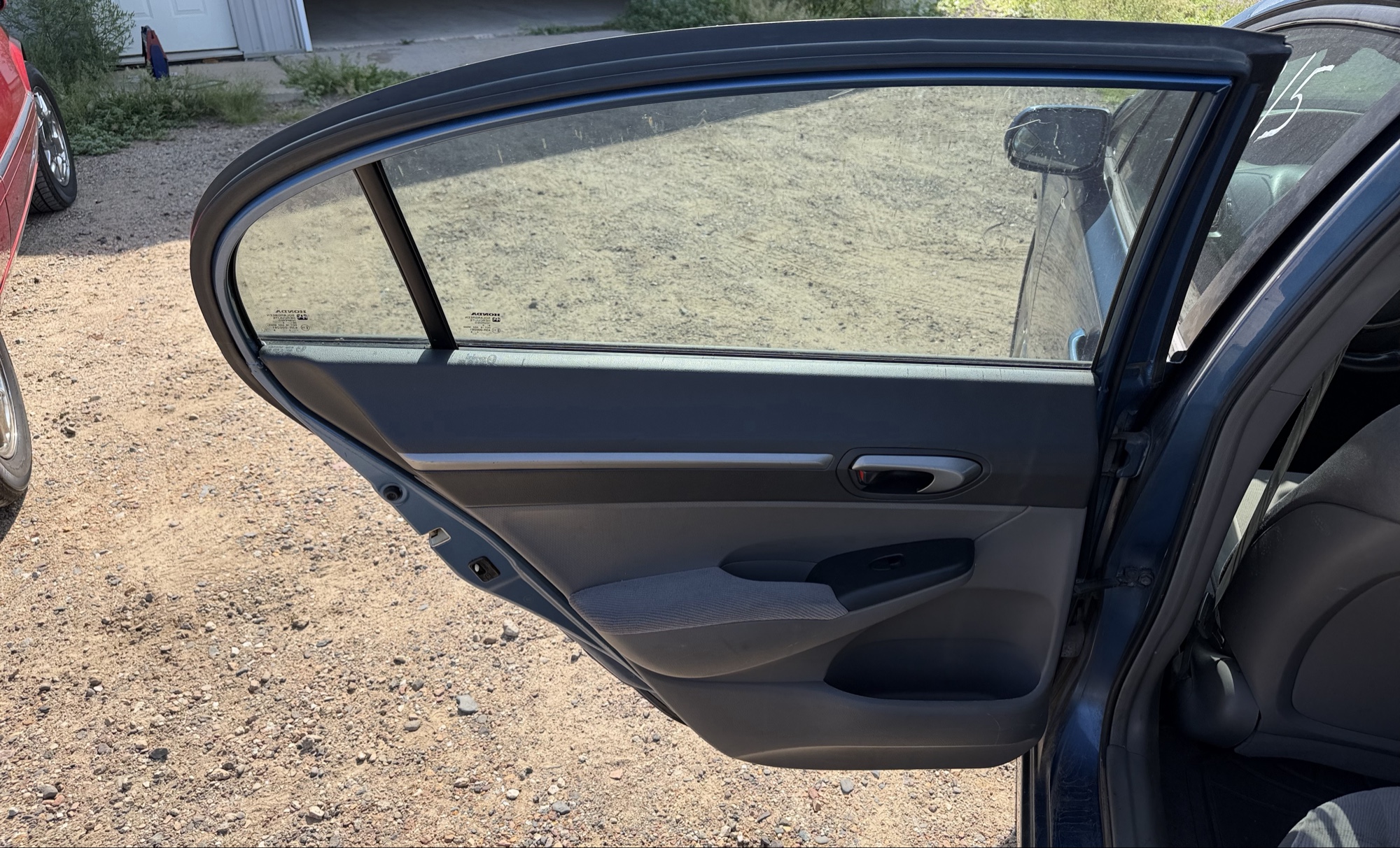 2007 honda civic ex-sedan-at with 227422 miles for sale near elk-river, minnesota 106315_25_drv_rear_door_panel.jpg