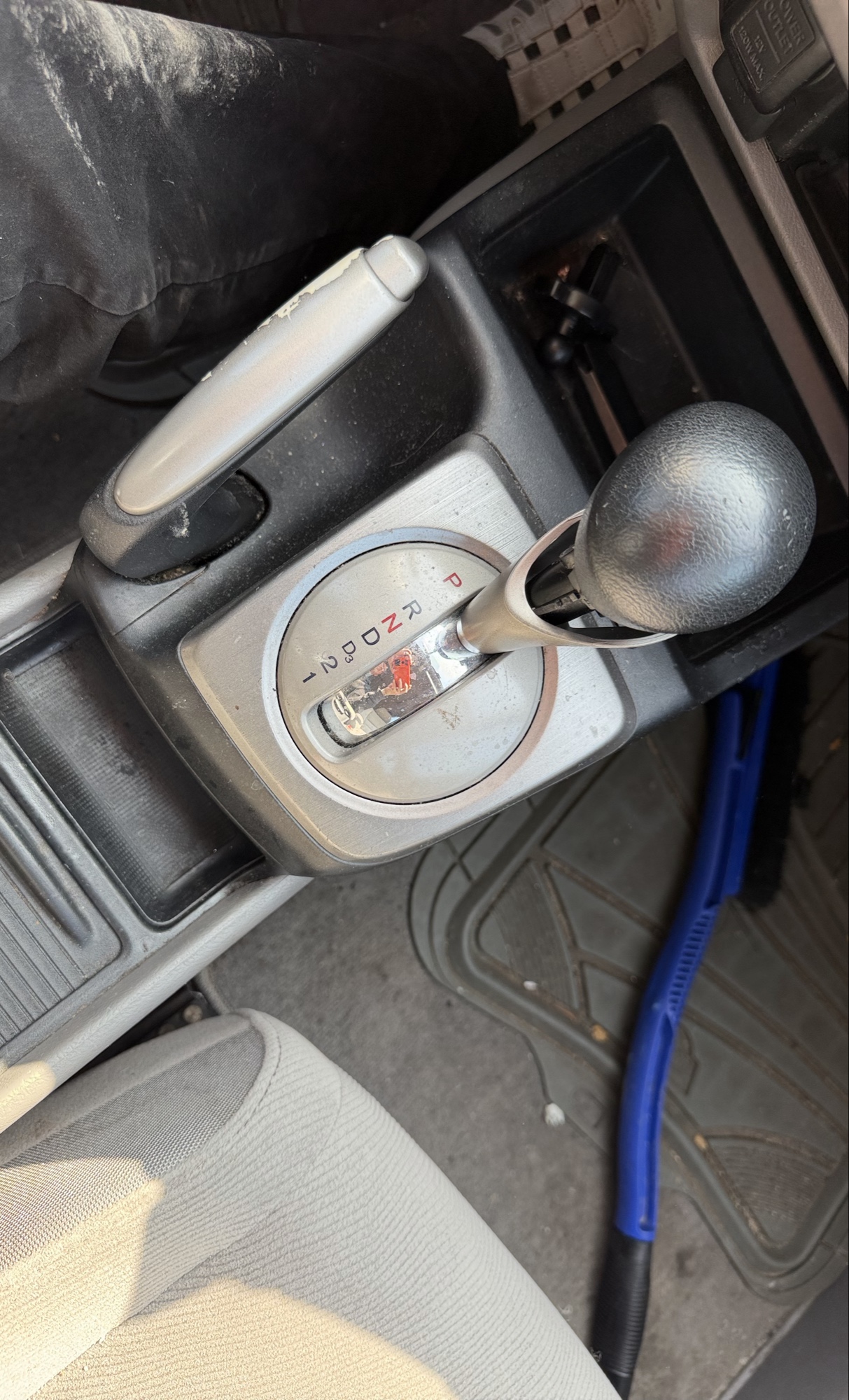 2007 honda civic ex-sedan-at with 227422 miles for sale near elk-river, minnesota 106315_41_shifter.jpg