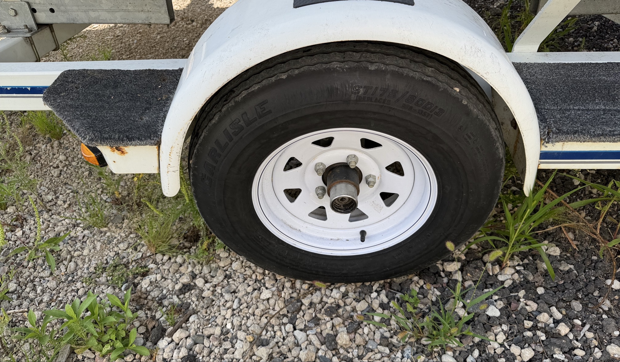 1995 starcraft- tourneyfish- - for sale near elk-river, minnesota 106317_13_rear_drv_wheel.jpg