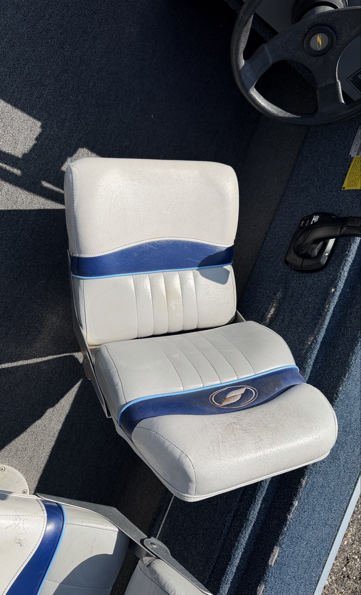 1995 starcraft- tourneyfish- - for sale near elk-river, minnesota 106317_32_passenger_door_panel.jpg