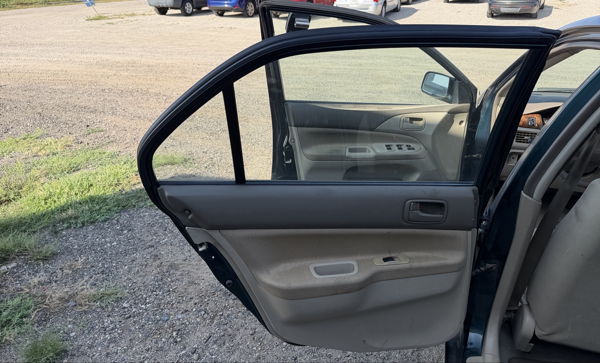 2002 mitsubishi lancer base with 166691 miles for sale near elk-river, minnesota 106319_25_drv_rear_door_panel.jpg