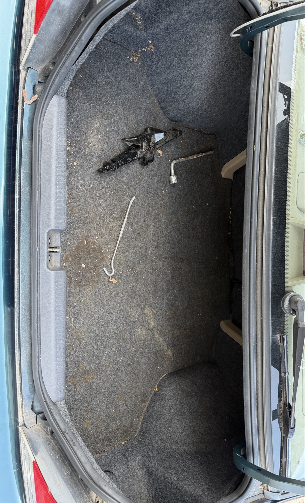 2002 mitsubishi lancer base with 166691 miles for sale near elk-river, minnesota 106319_26_trunk.jpg