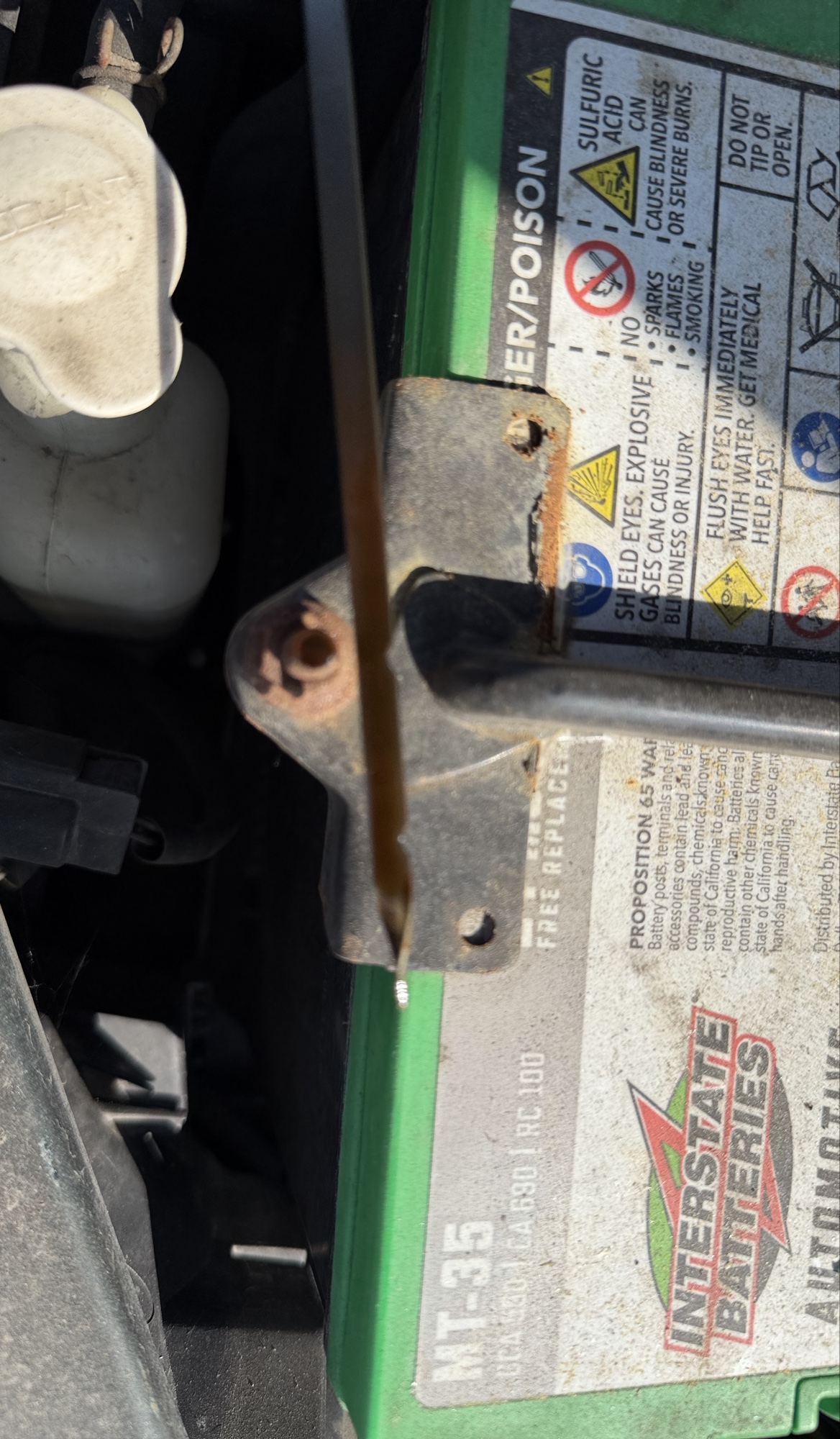 2002 mitsubishi lancer base with 166691 miles for sale near elk-river, minnesota 106319_50_oil_dipstick.jpg