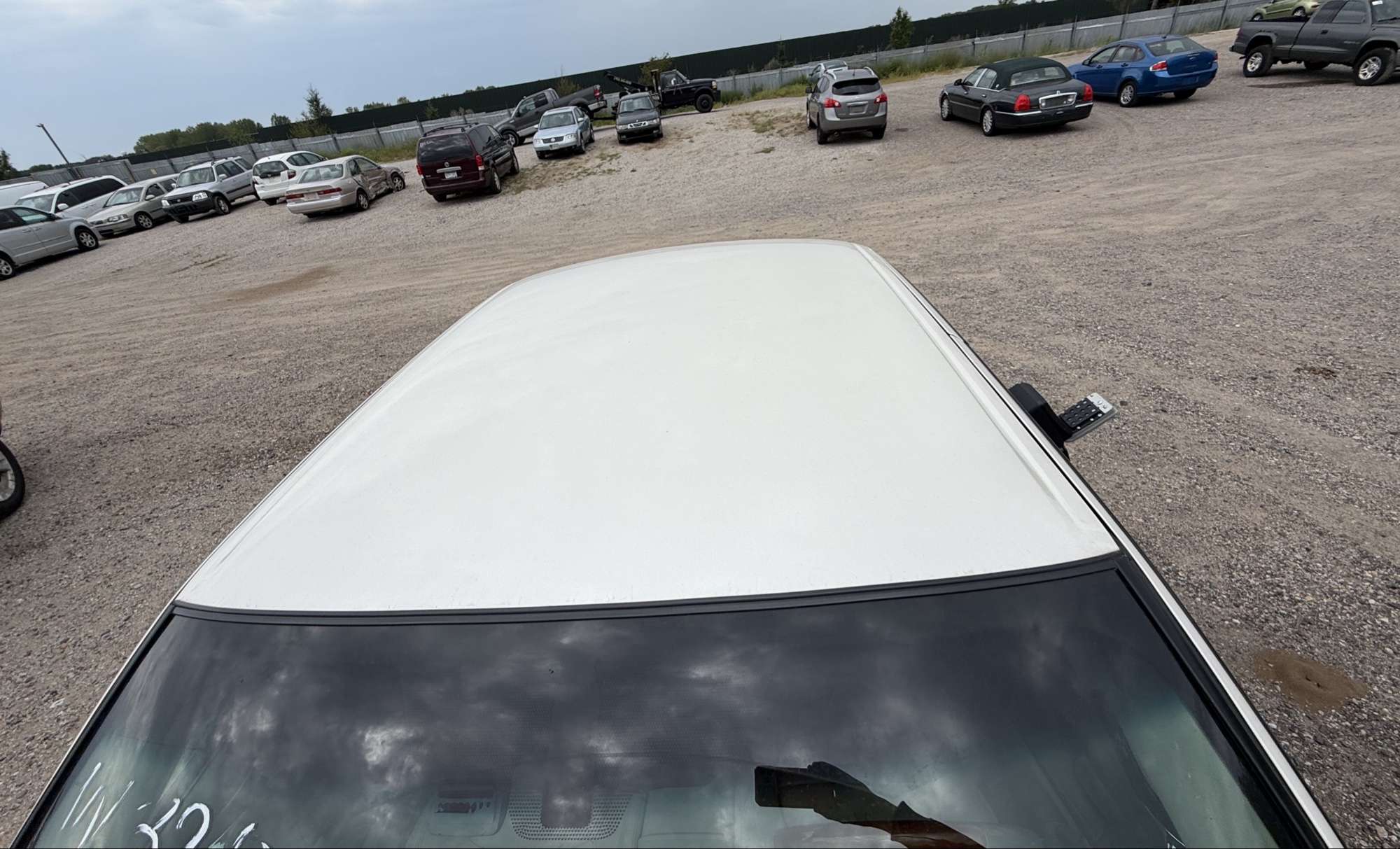 2000 cadillac deville dhs with 89472 miles for sale near elk-river, minnesota 106320_11_roof.jpg