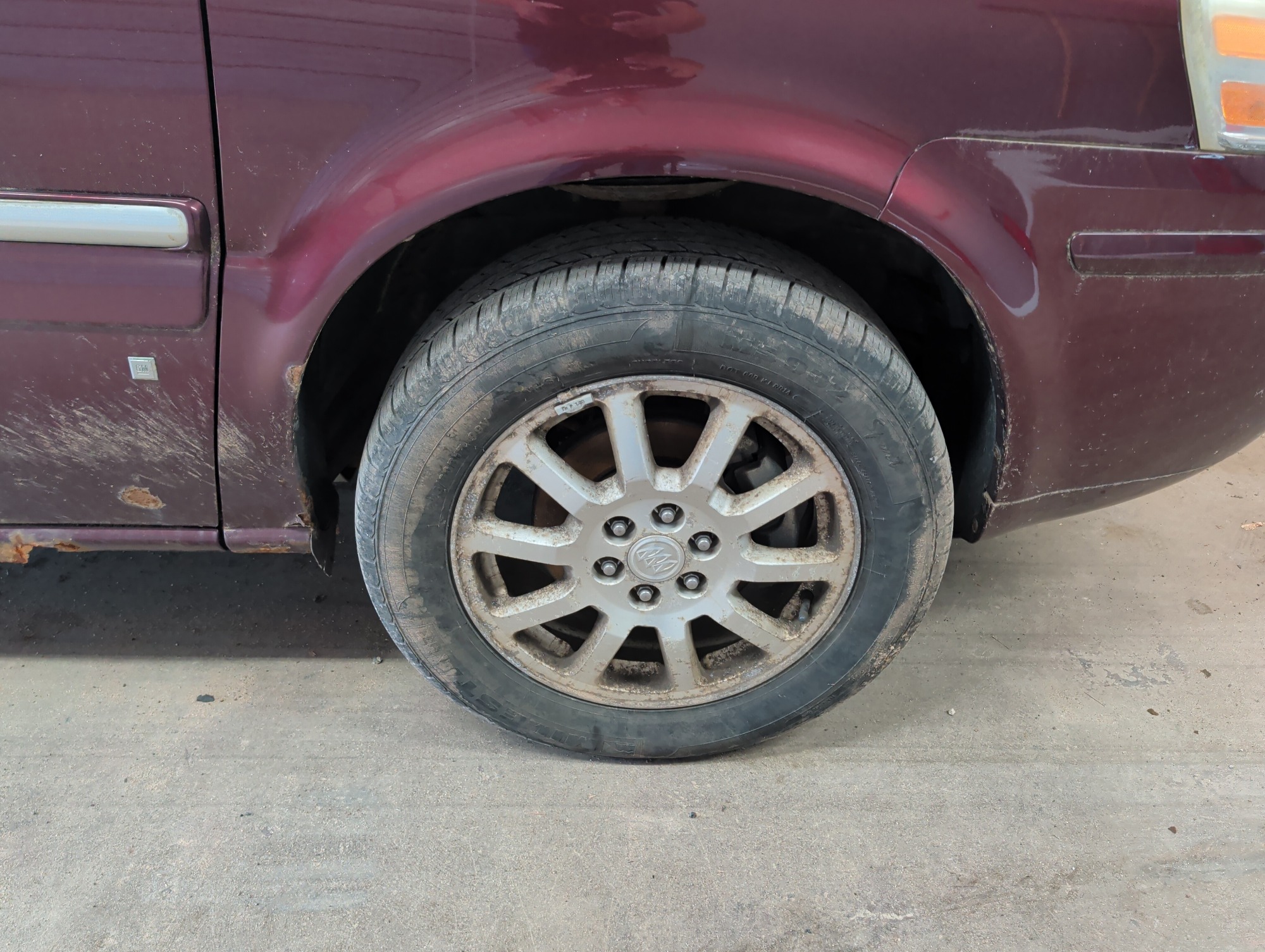 2006 buick terraza cx with 241067 miles for sale near elk-river, minnesota 106322_15_front_pass_wheel.jpg