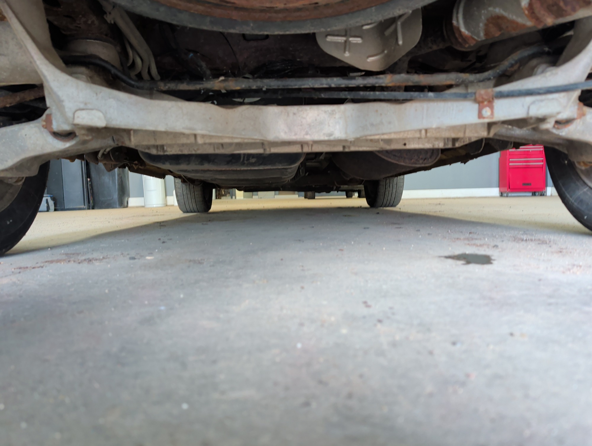 2006 buick terraza cx with 241067 miles for sale near elk-river, minnesota 106322_19_undercar_rear.jpg