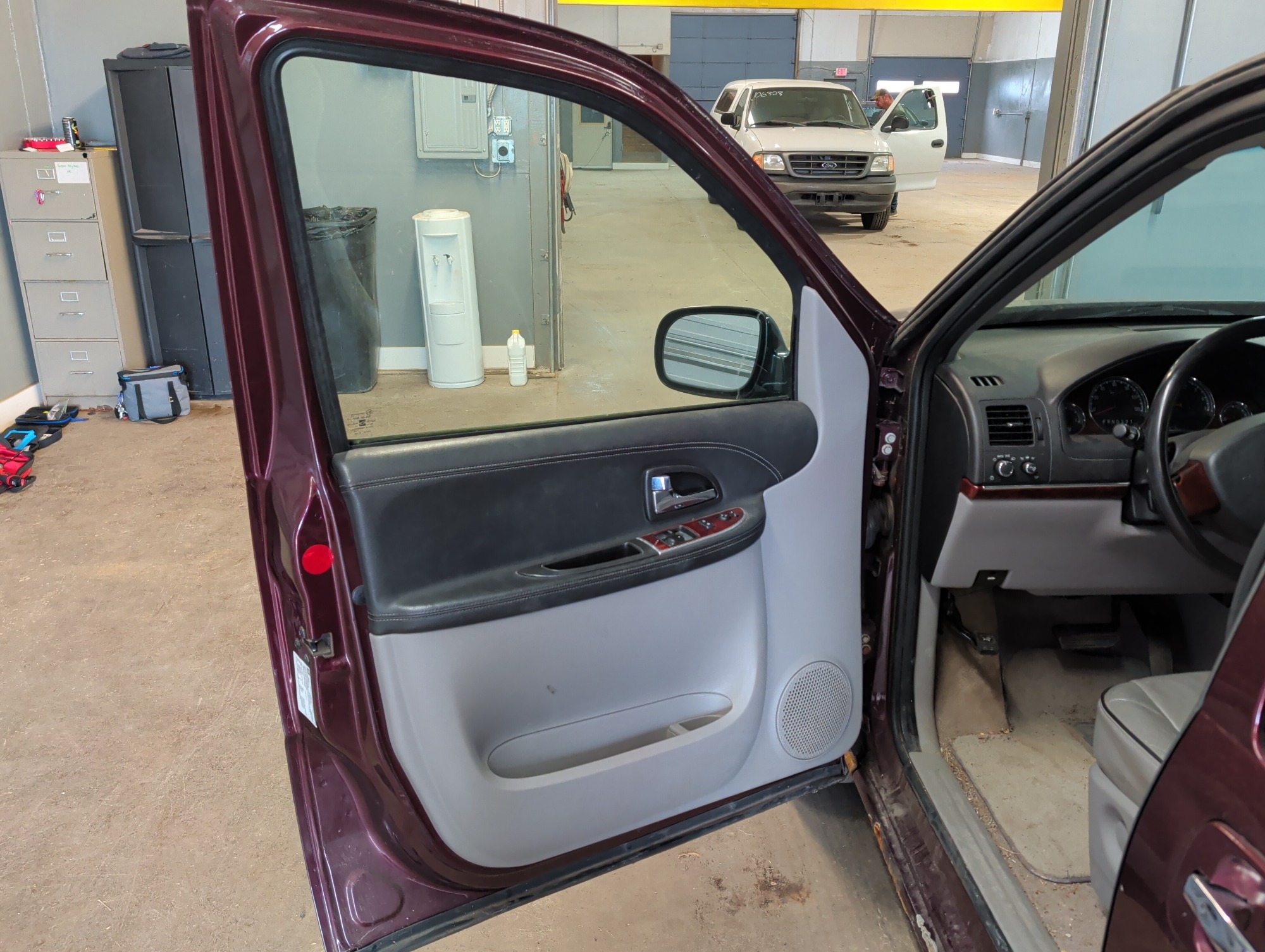 2006 buick terraza cx with 241067 miles for sale near elk-river, minnesota 106322_23_driver_door_panel.jpg