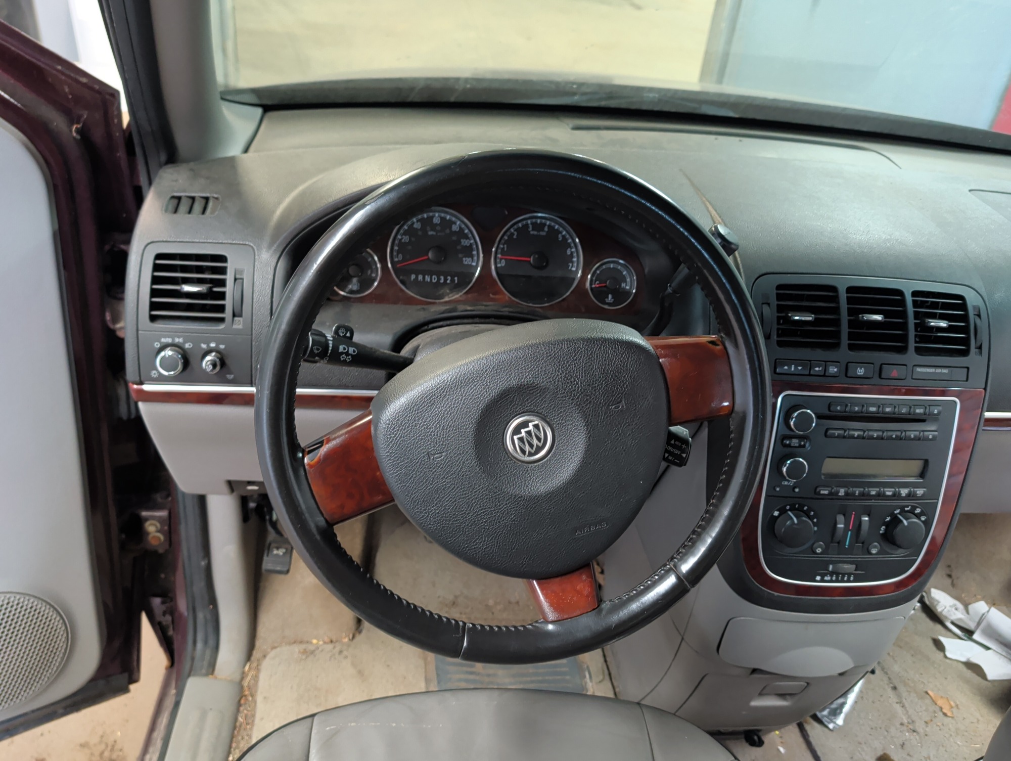 2006 buick terraza cx with 241067 miles for sale near elk-river, minnesota 106322_36_steering_wheel.jpg