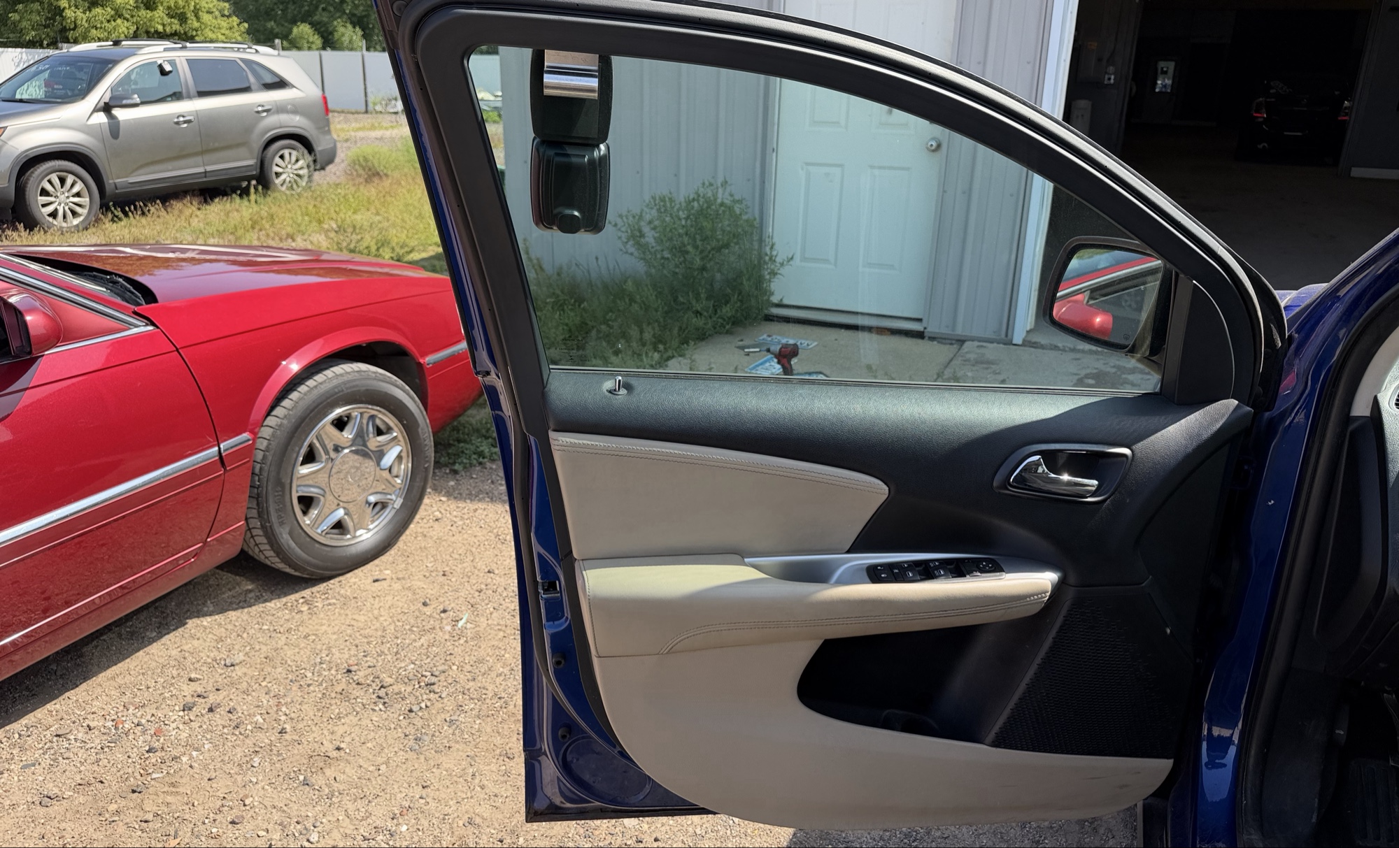 2012 dodge journey crew-awd with 113797 miles for sale near elk-river, minnesota 106325_23_driver_door_panel.jpg