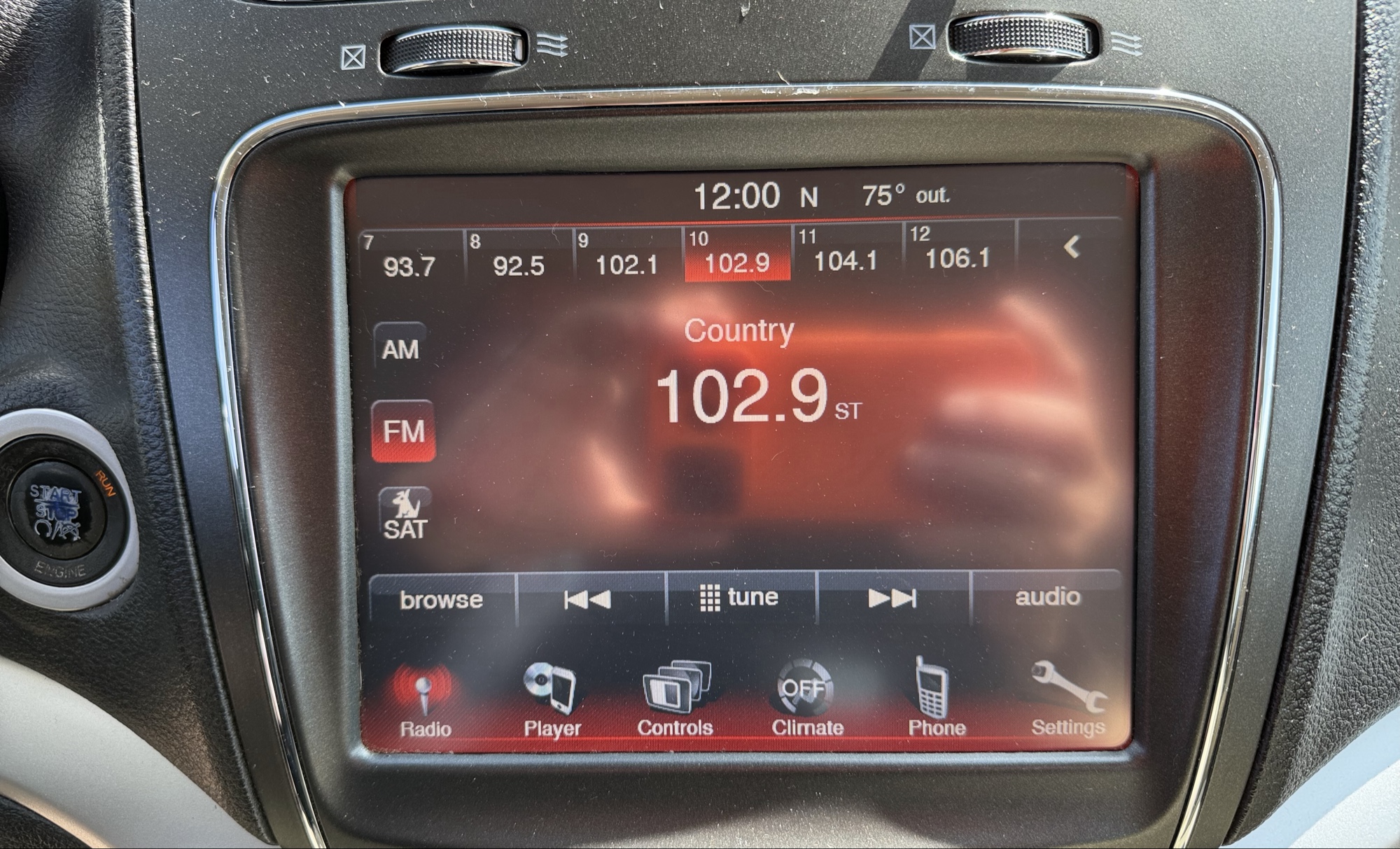 2012 dodge journey crew-awd with 113797 miles for sale near elk-river, minnesota 106325_39_radio_closeup.jpg