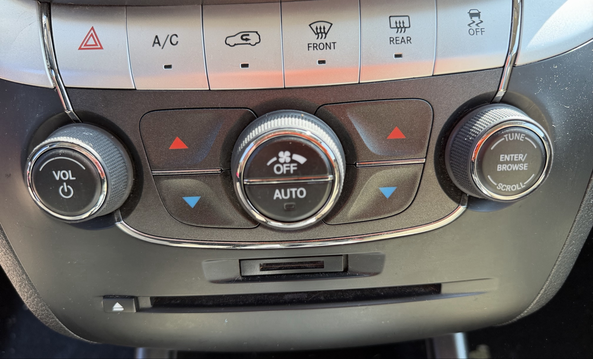 2012 dodge journey crew-awd with 113797 miles for sale near elk-river, minnesota 106325_40_climate_control.jpg