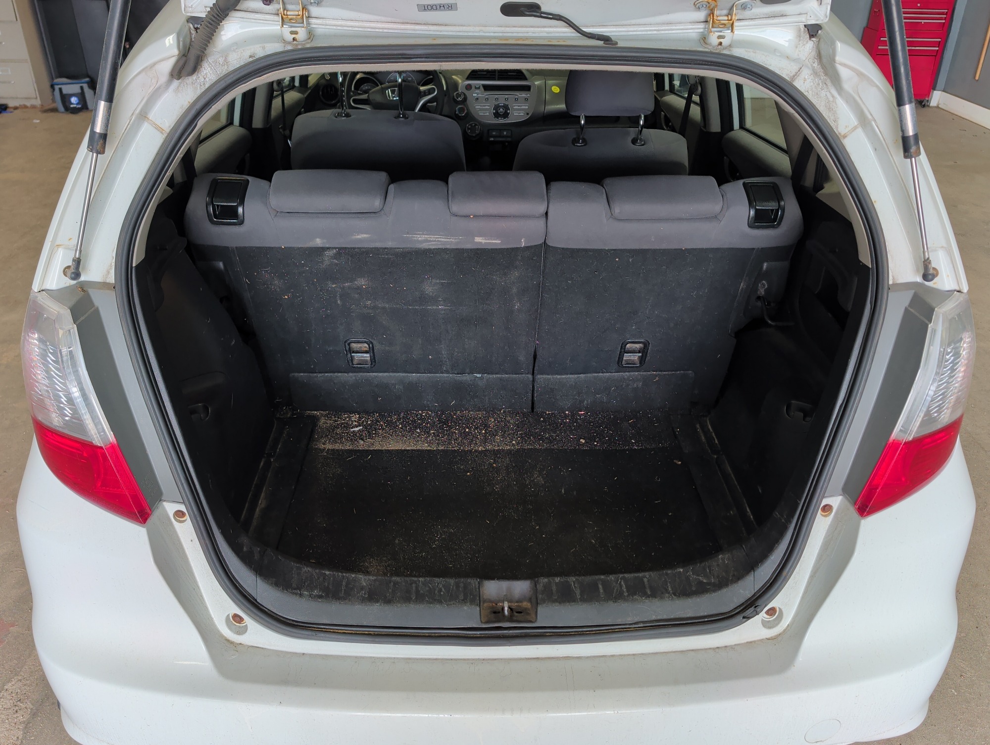 2012 honda fit 5-speed-at with 233788 miles for sale near elk-river, minnesota 106326_26_trunk.jpg