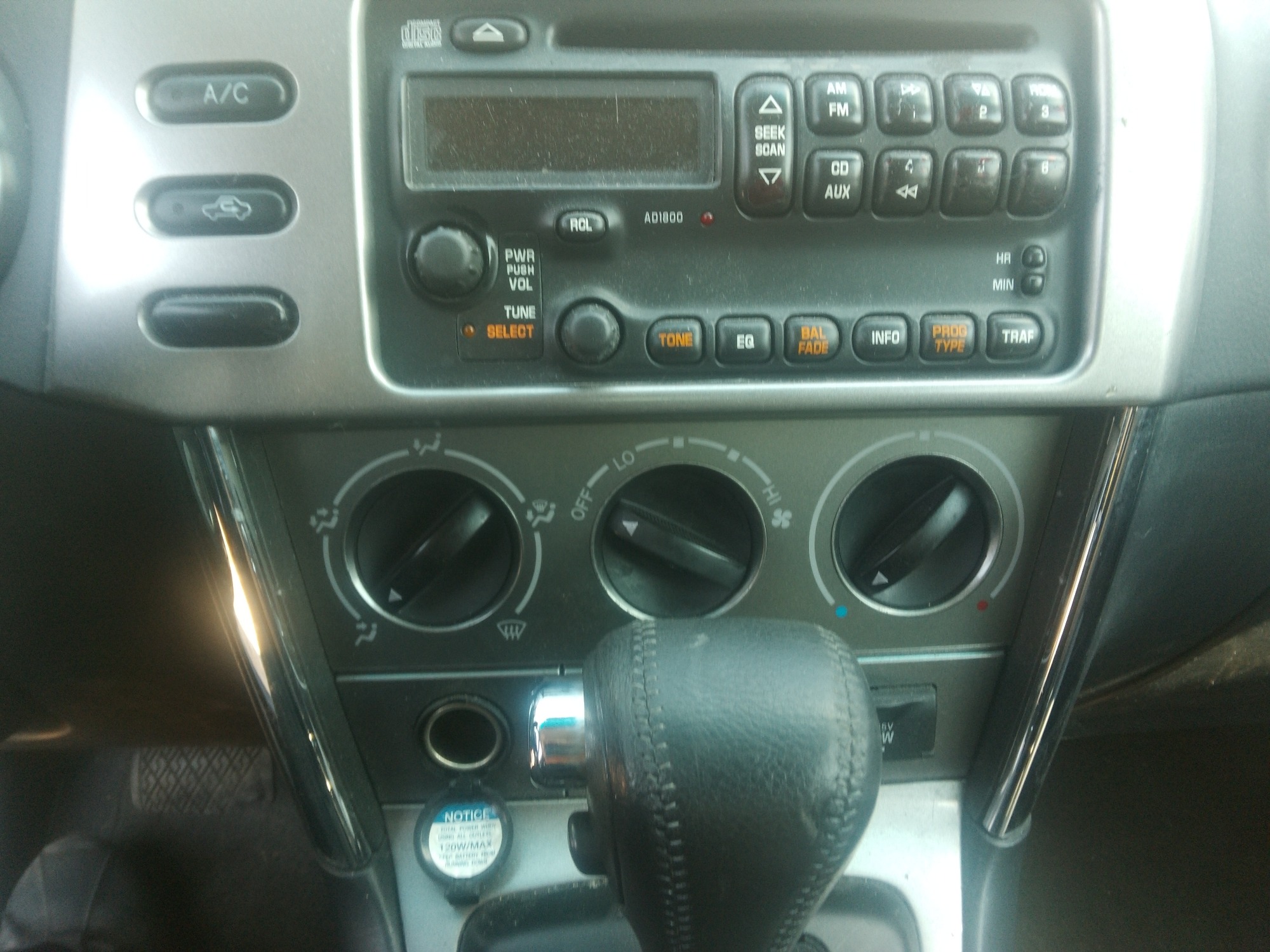 2004 toyota matrix 4wd with 192868 miles for sale near elk-river, minnesota 106327_40_climate_control.jpg