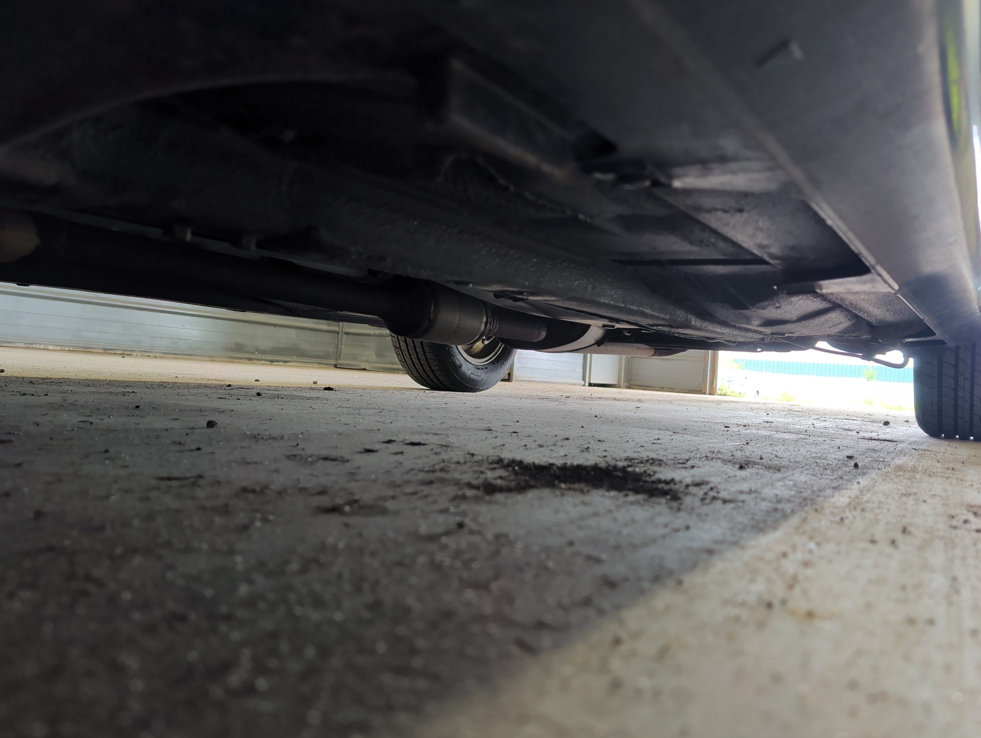 2000 honda accord with 196244 miles for sale near elk-river, minnesota 106329_17_undercar_drv_side.jpg