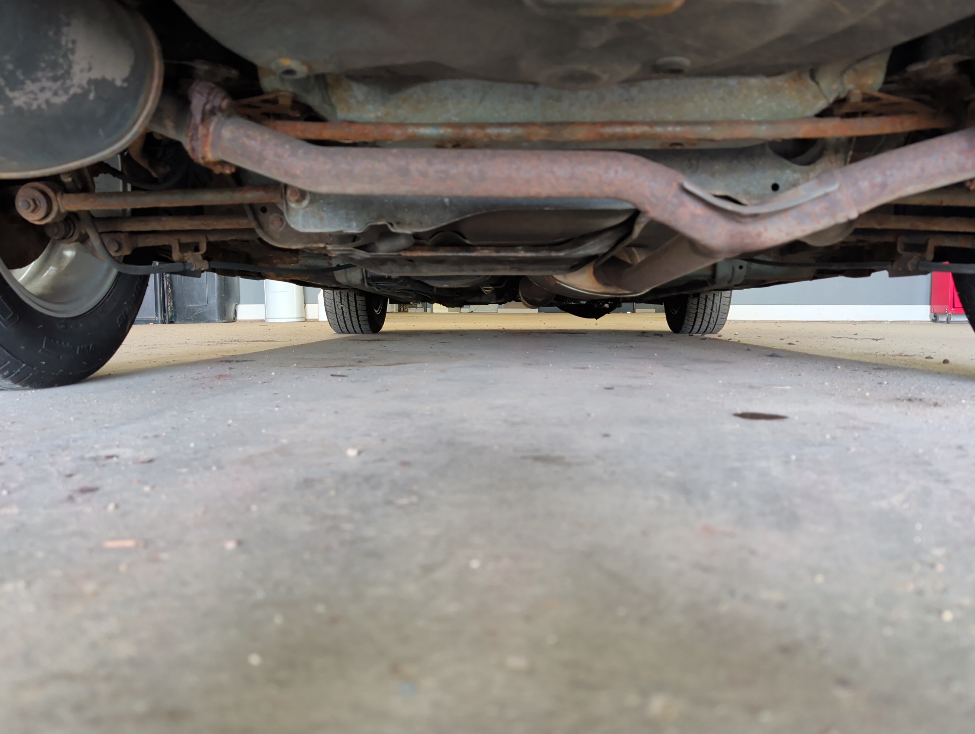 2000 honda accord with 196244 miles for sale near elk-river, minnesota 106329_19_undercar_rear.jpg