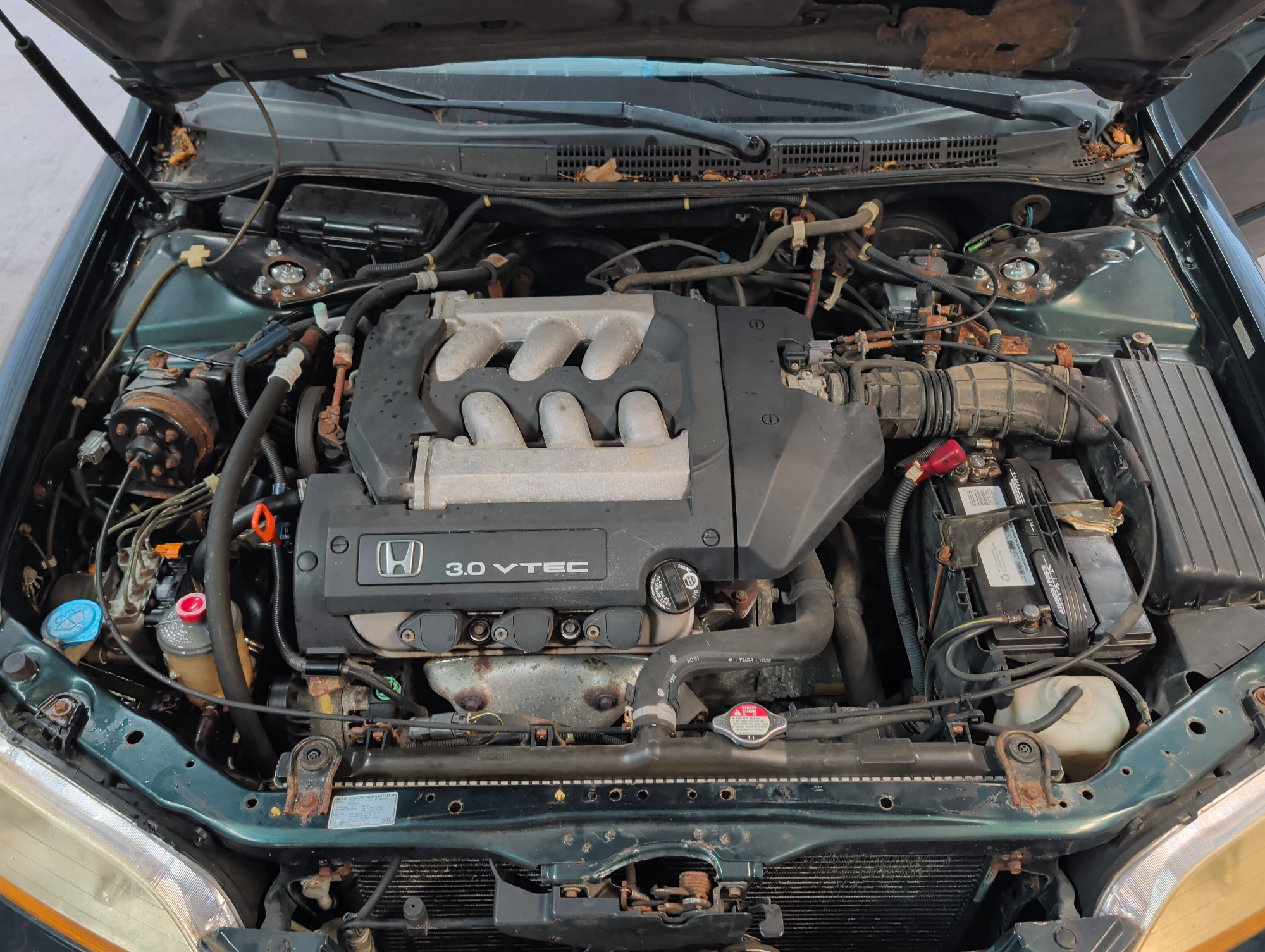 2000 honda accord with 196244 miles for sale near elk-river, minnesota 106329_49_engine_bay.jpg