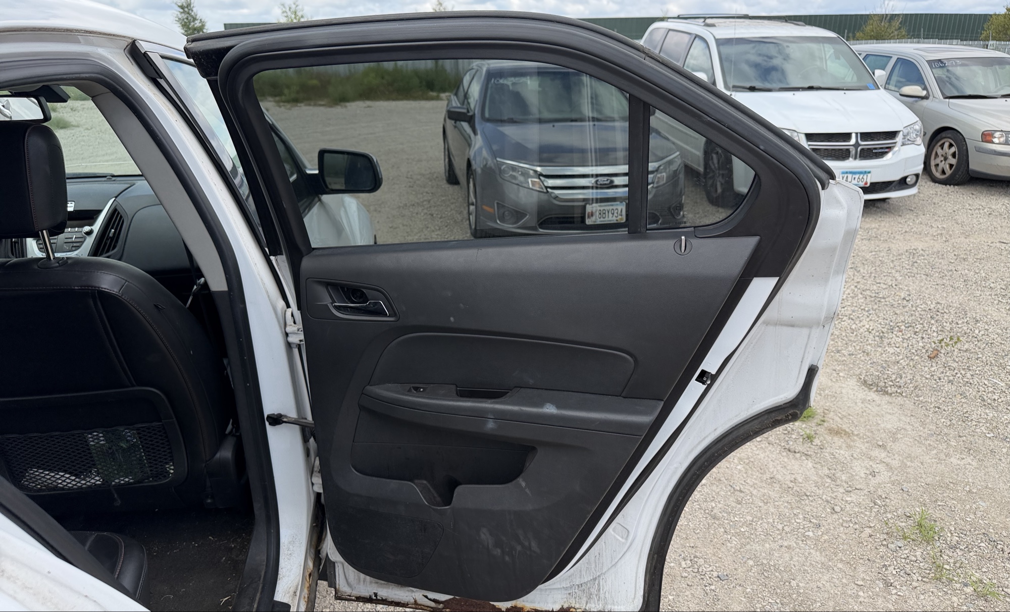2010 chevrolet equinox ltz-awd for sale near elk-river, minnesota 106330_30_pass_rear_door_panel.jpg