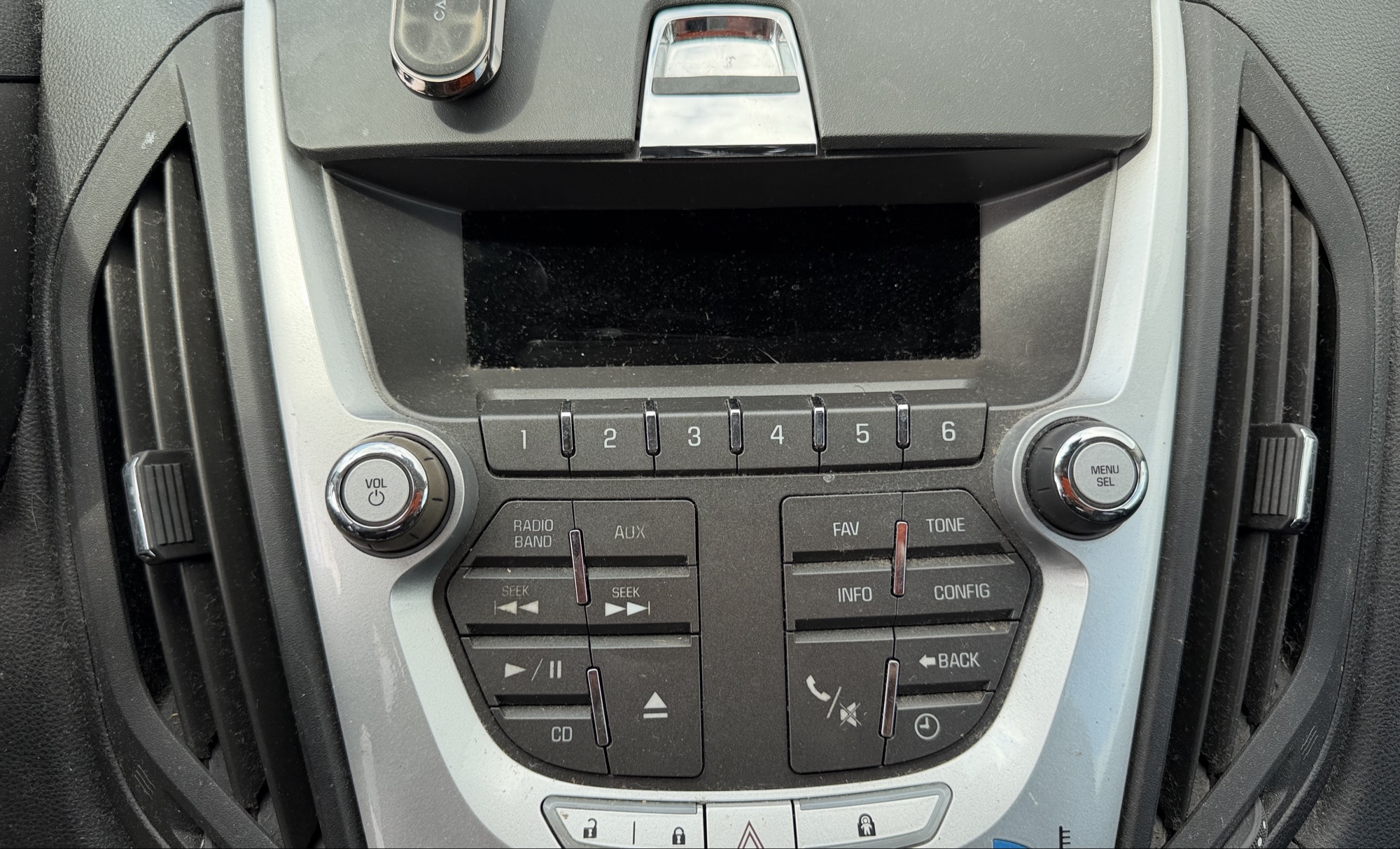 2010 chevrolet equinox ltz-awd for sale near elk-river, minnesota 106330_39_radio_closeup.jpg