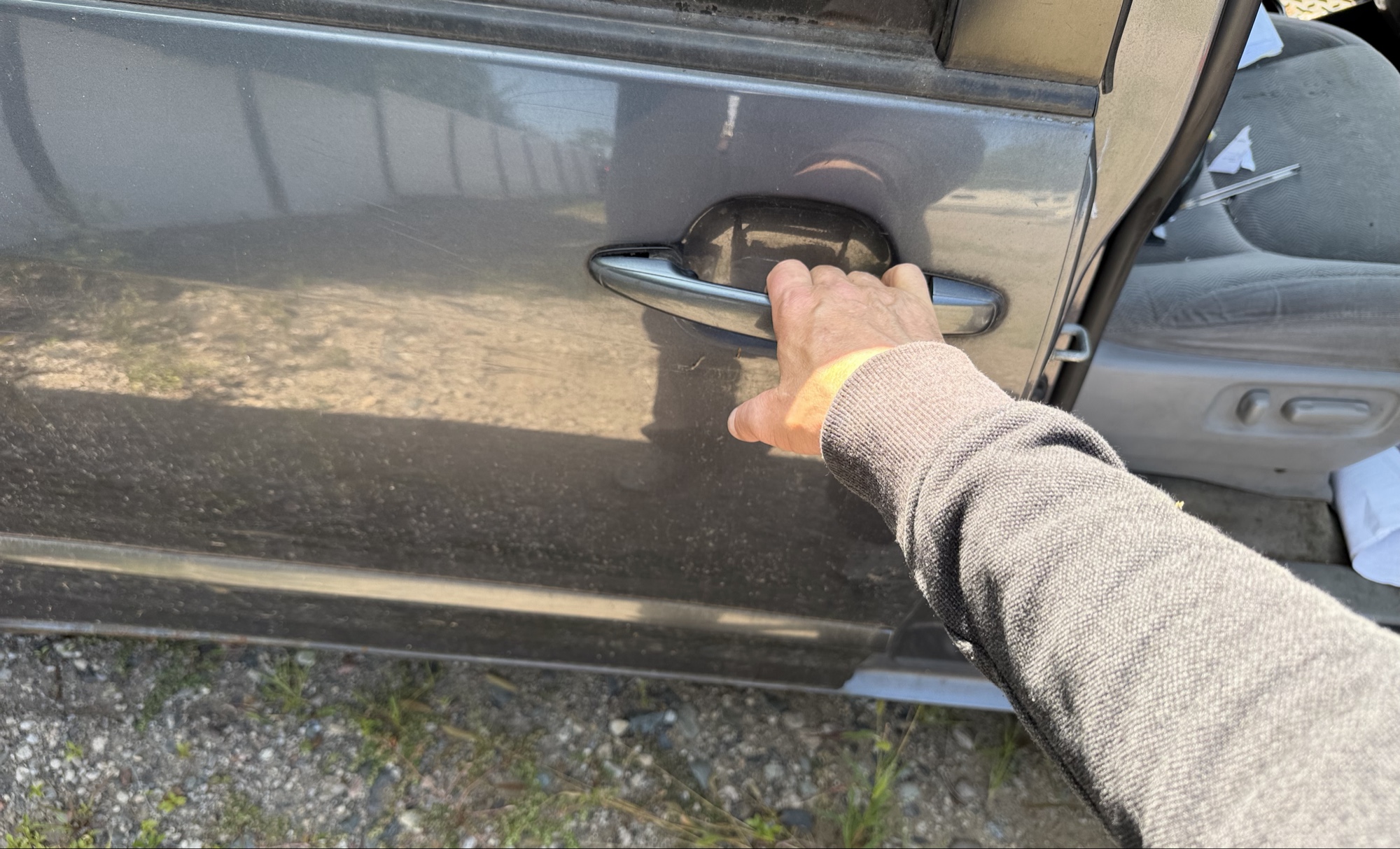 2006 toyota sienna xle with 230312 miles for sale near elk-river, minnesota 106332_28_pass_rear_seat.jpg