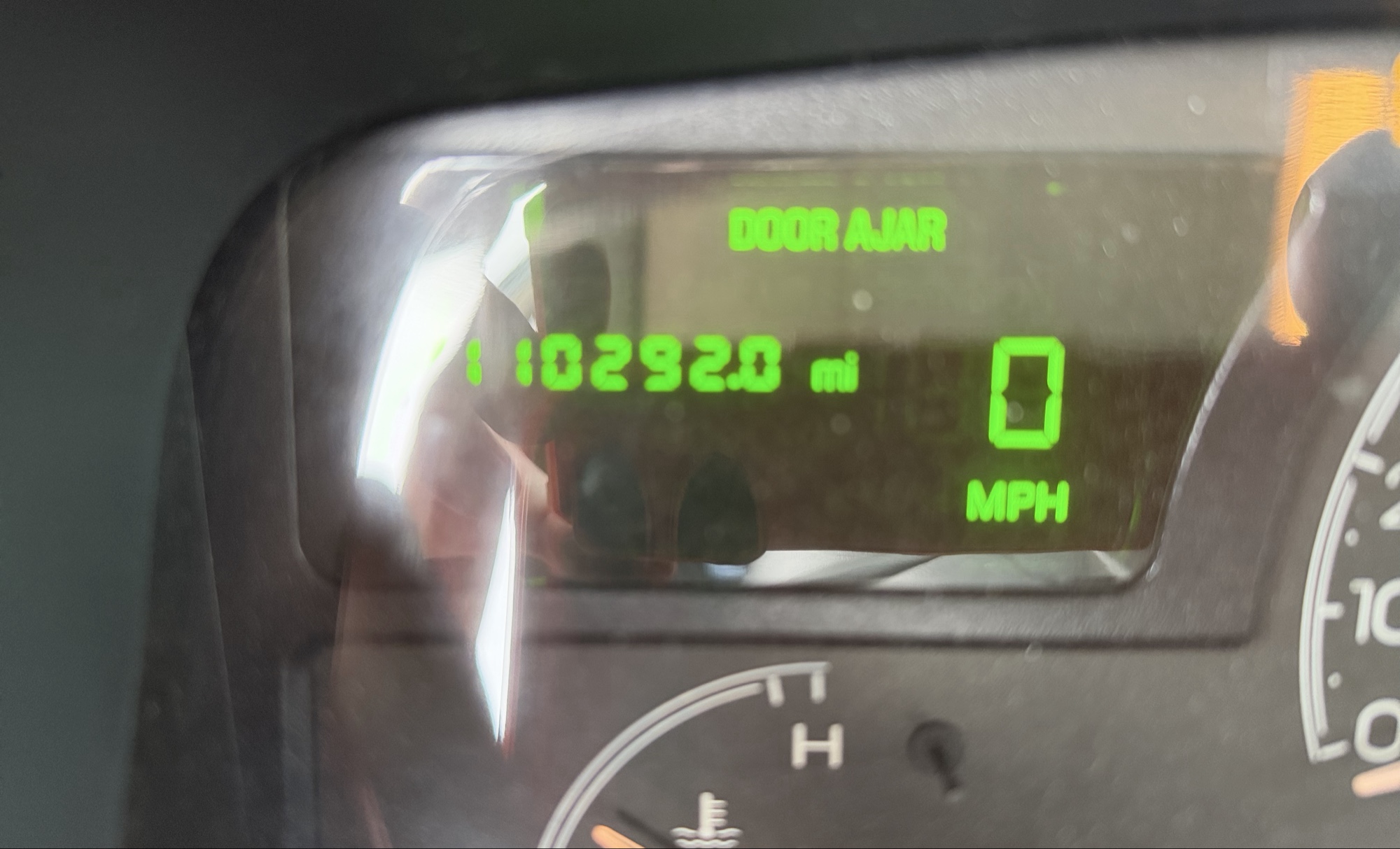 2003 lincoln town-car signature with 110292 miles for sale near elk-river, minnesota 106334_44_mileage_closeup.jpg