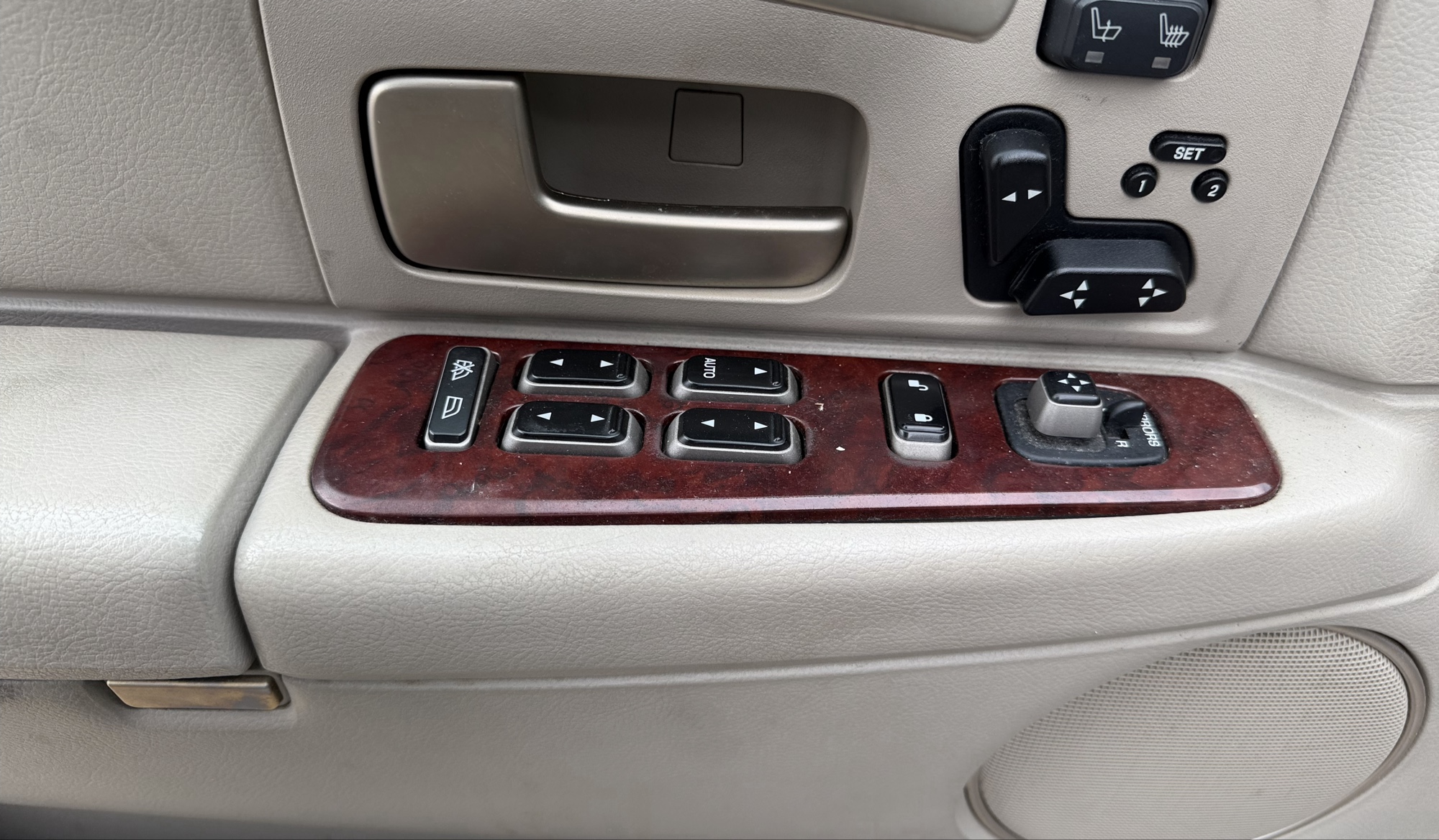 2003 lincoln town-car signature with 110292 miles for sale near elk-river, minnesota 106334_45_obd2_codes.jpg