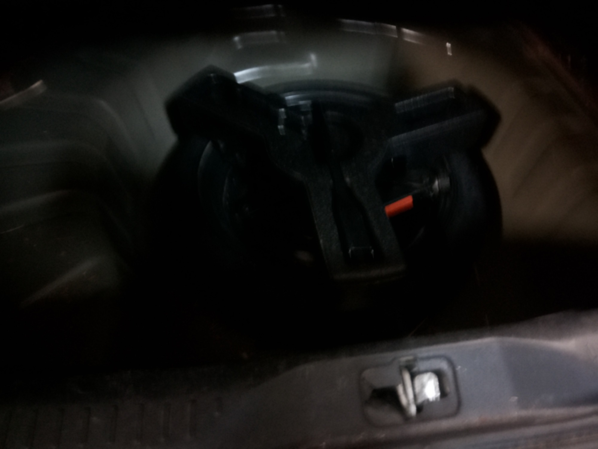 2011 nissan sentra with 198610 miles for sale near elk-river, minnesota 106335_27_spare_tire.jpg