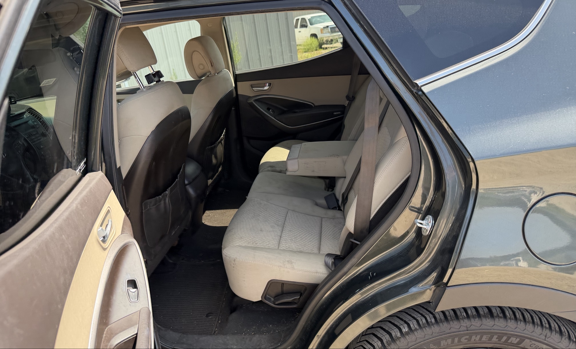 2013 hyundai santa-fe sport-2.0-awd with 164239 miles for sale near elk-river, minnesota 106336_24_drv_rear_seat.jpg