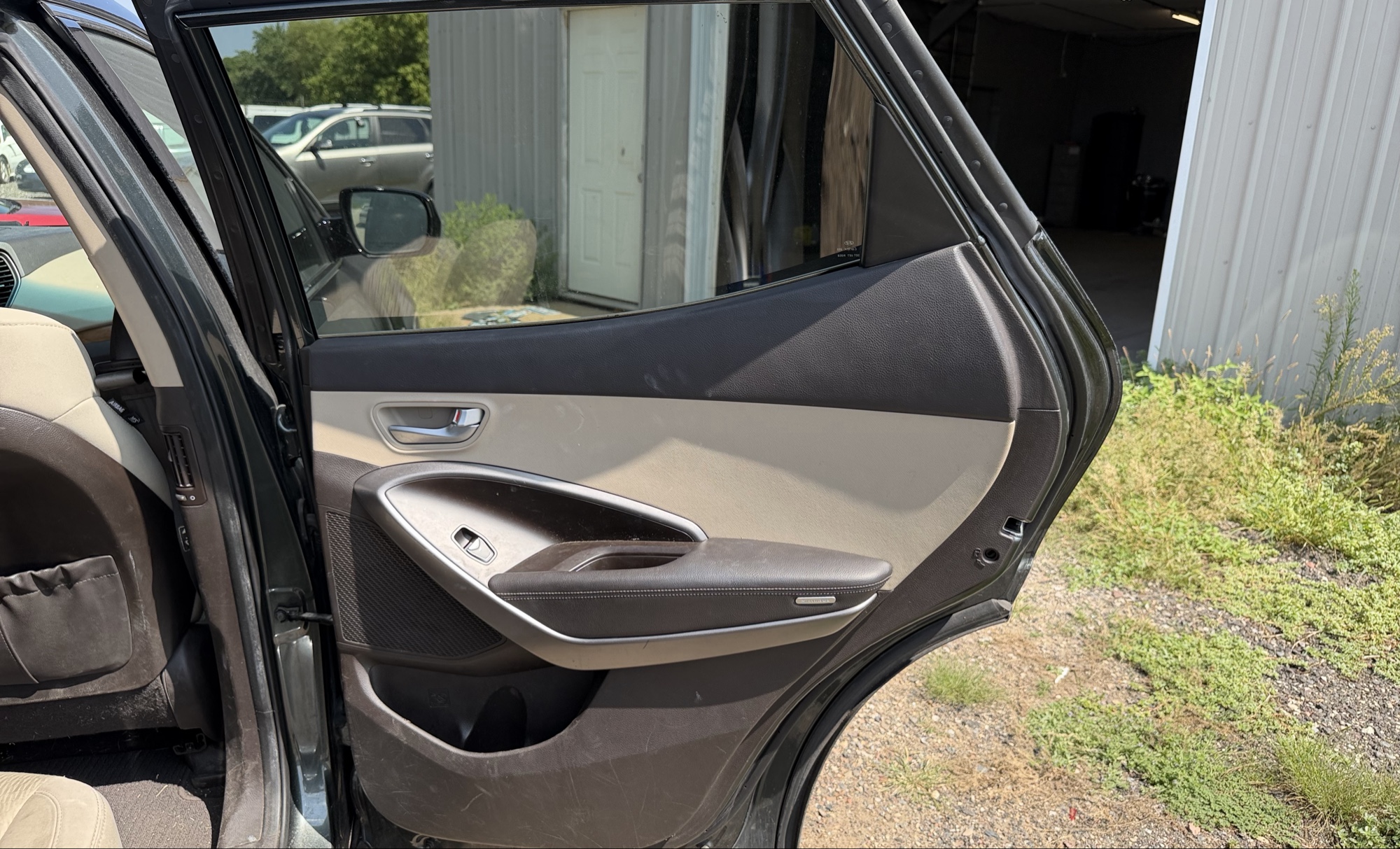 2013 hyundai santa-fe sport-2.0-awd with 164239 miles for sale near elk-river, minnesota 106336_29_third_row_seat.jpg