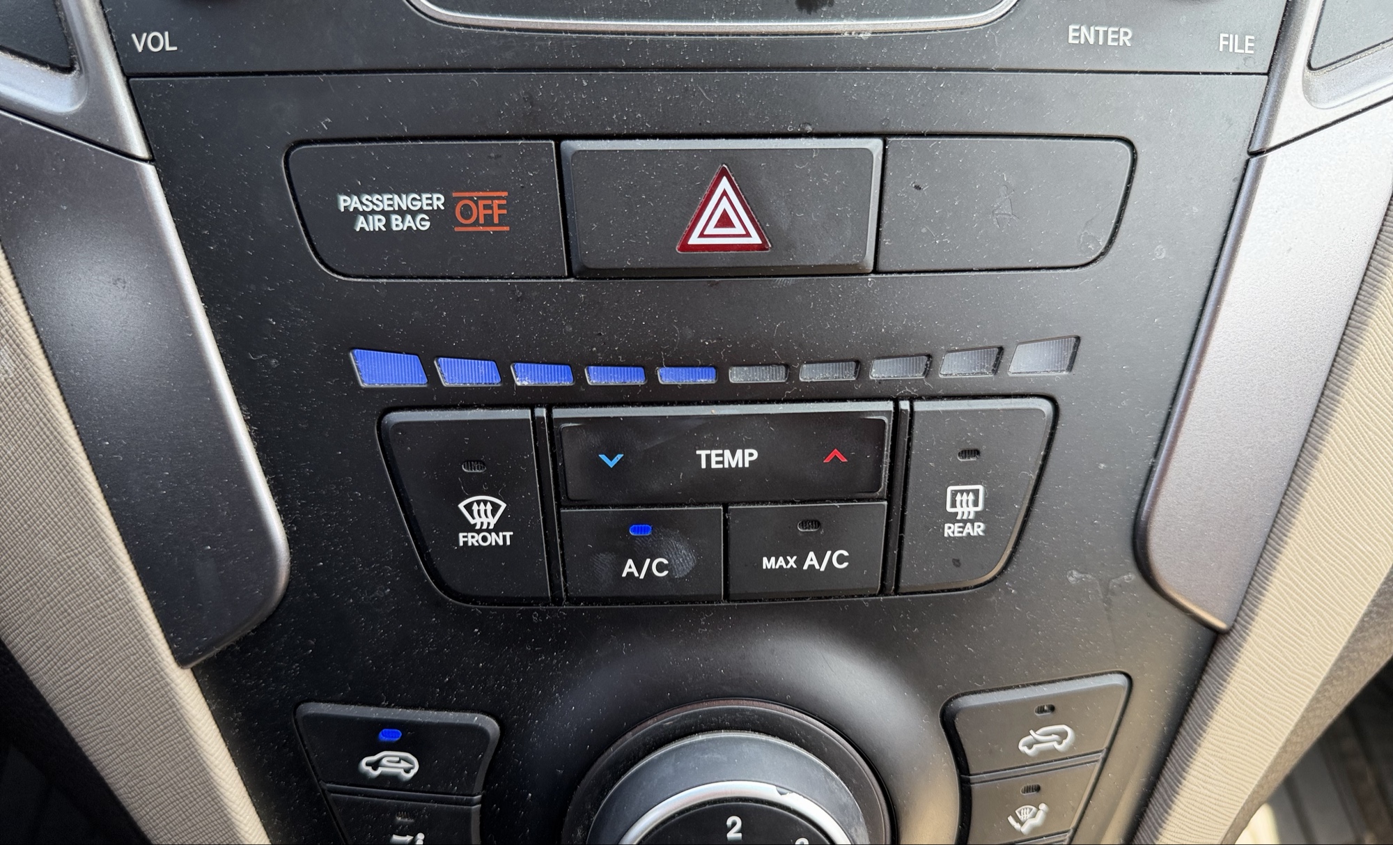 2013 hyundai santa-fe sport-2.0-awd with 164239 miles for sale near elk-river, minnesota 106336_40_climate_control.jpg