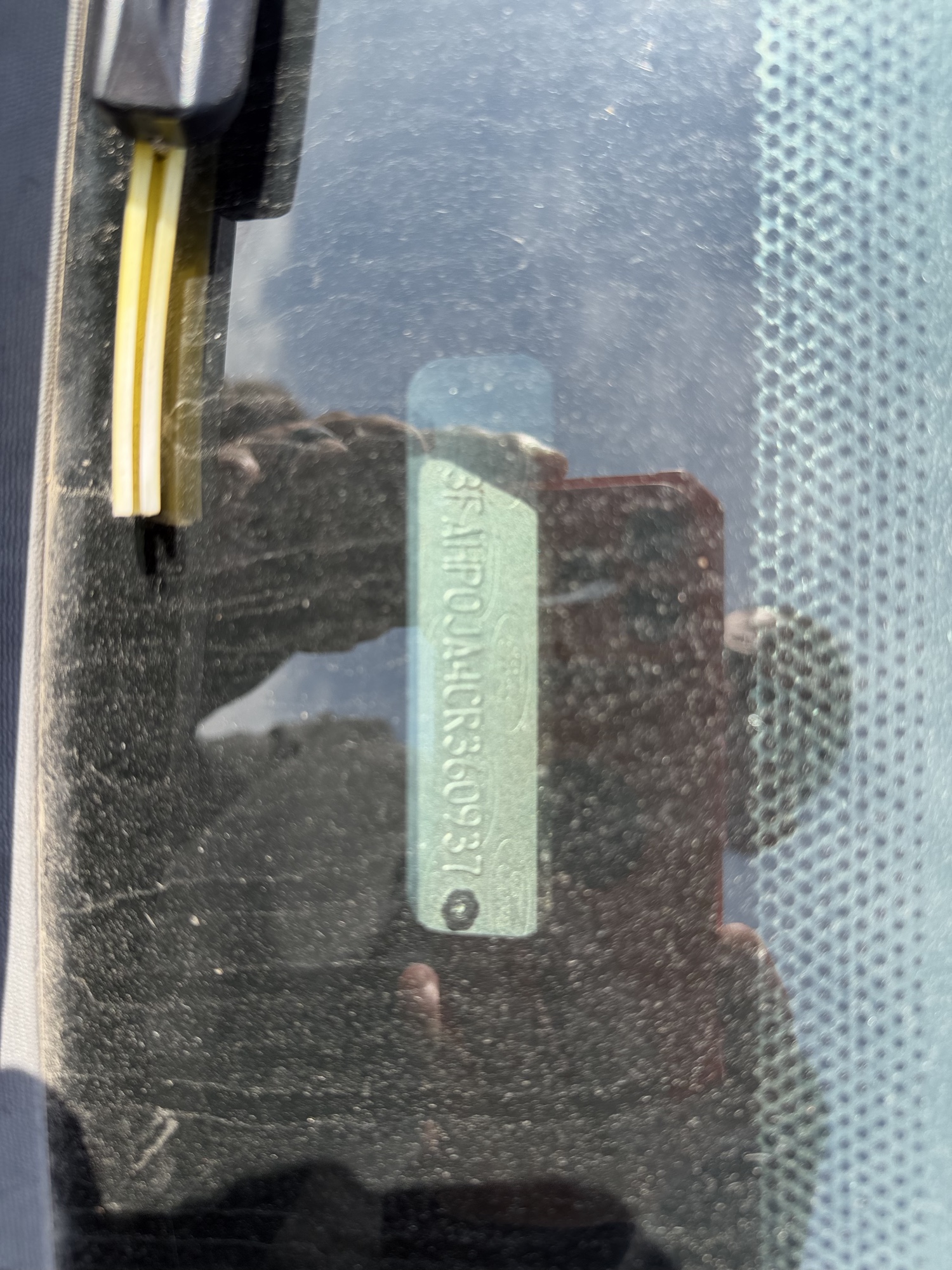 2012 ford fusion sel with 222690 miles for sale near elk-river, minnesota 106337_48_windshield_vin_plate.jpg