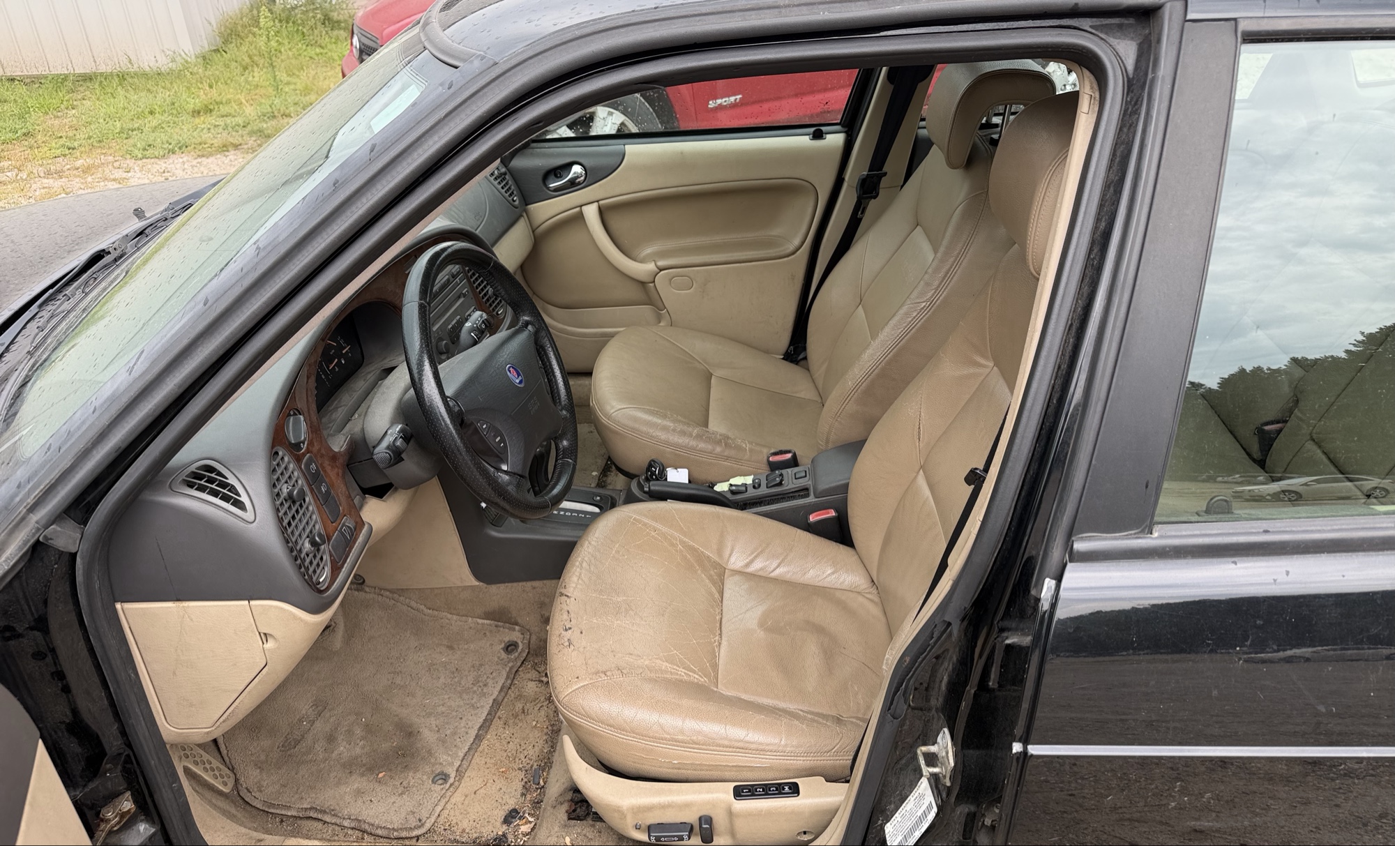 2002 saab 9-3 se-5-door with 195857 miles for sale near elk-river, minnesota 106339_22_driver_seat.jpg