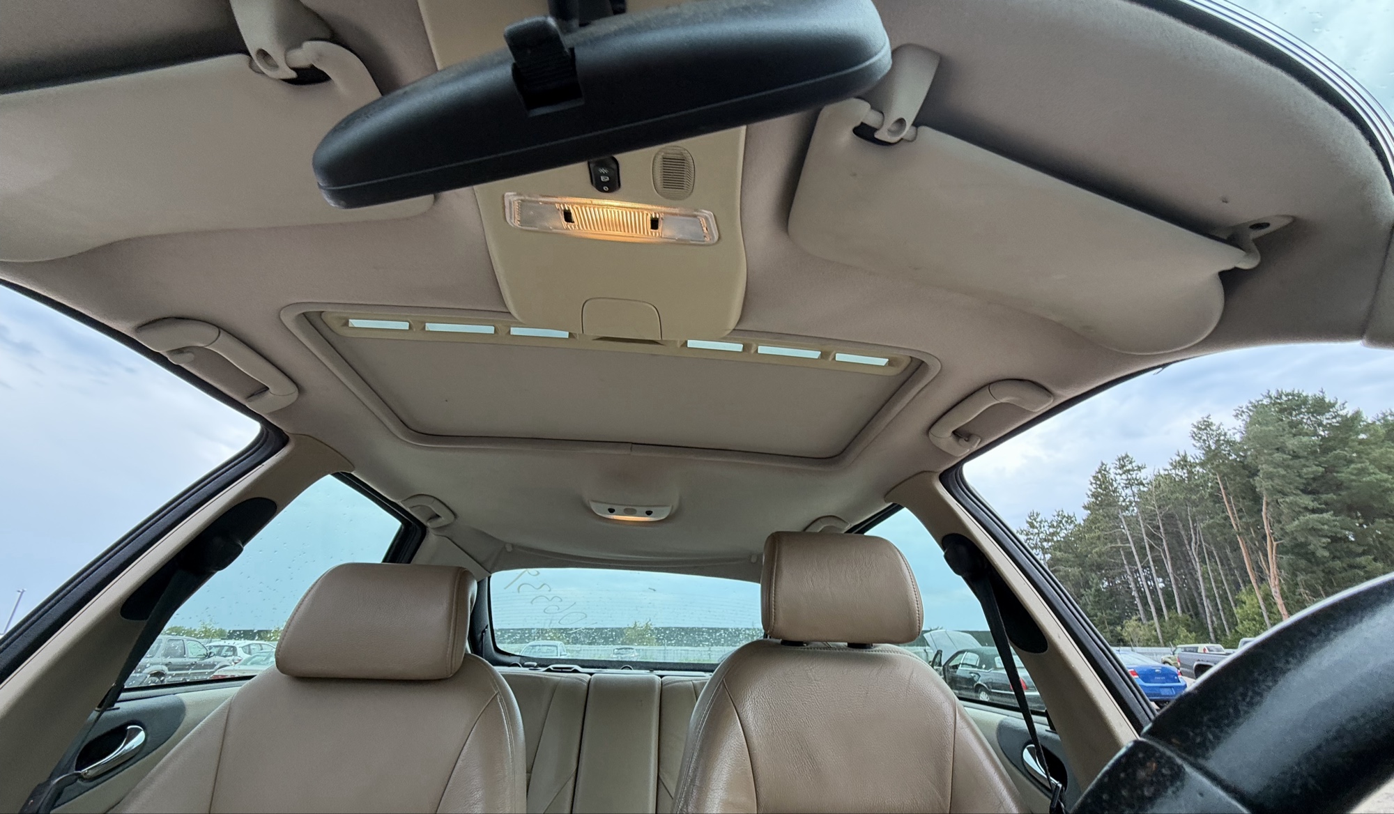 2002 saab 9-3 se-5-door with 195857 miles for sale near elk-river, minnesota 106339_35_headliner_sunroof.jpg