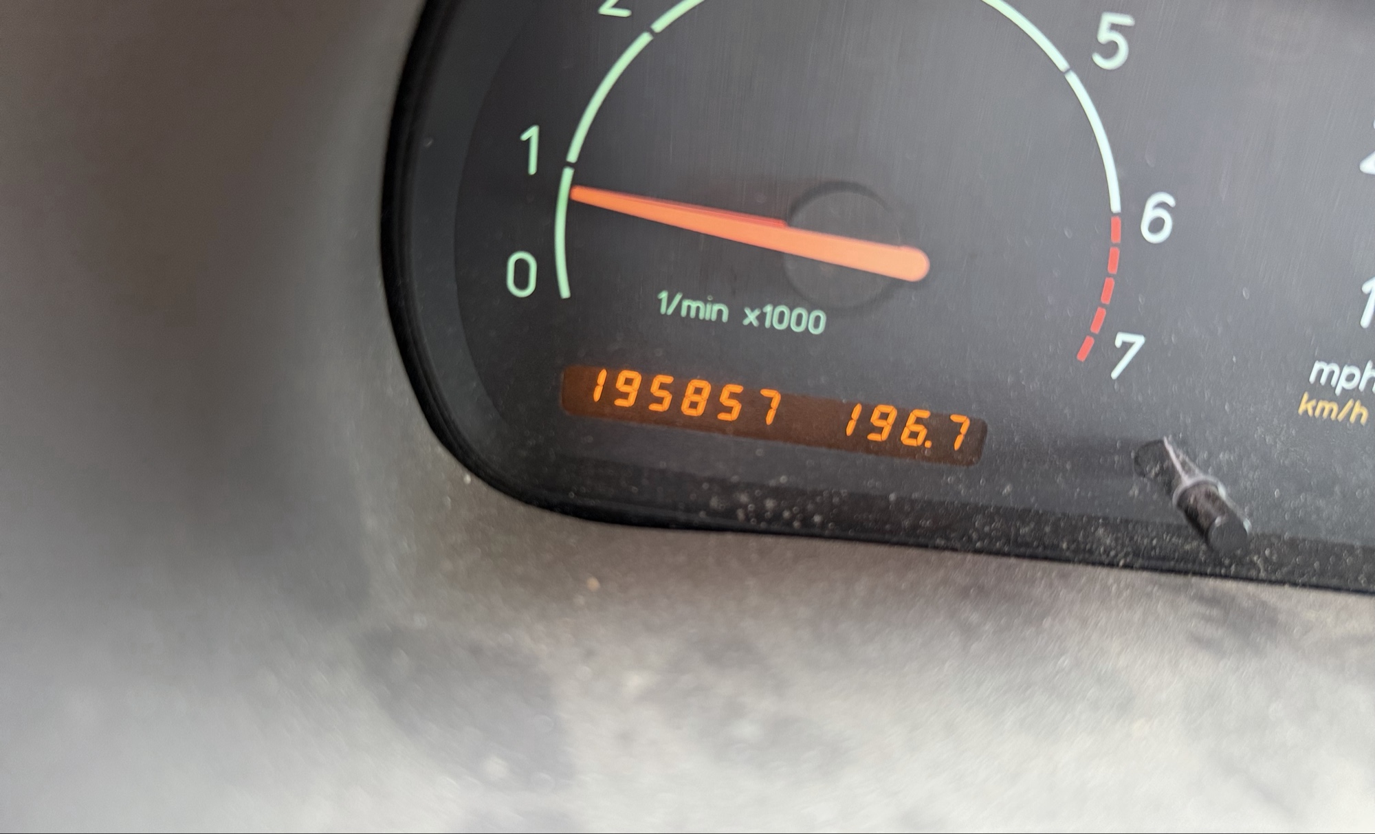 2002 saab 9-3 se-5-door with 195857 miles for sale near elk-river, minnesota 106339_44_mileage_closeup.jpg